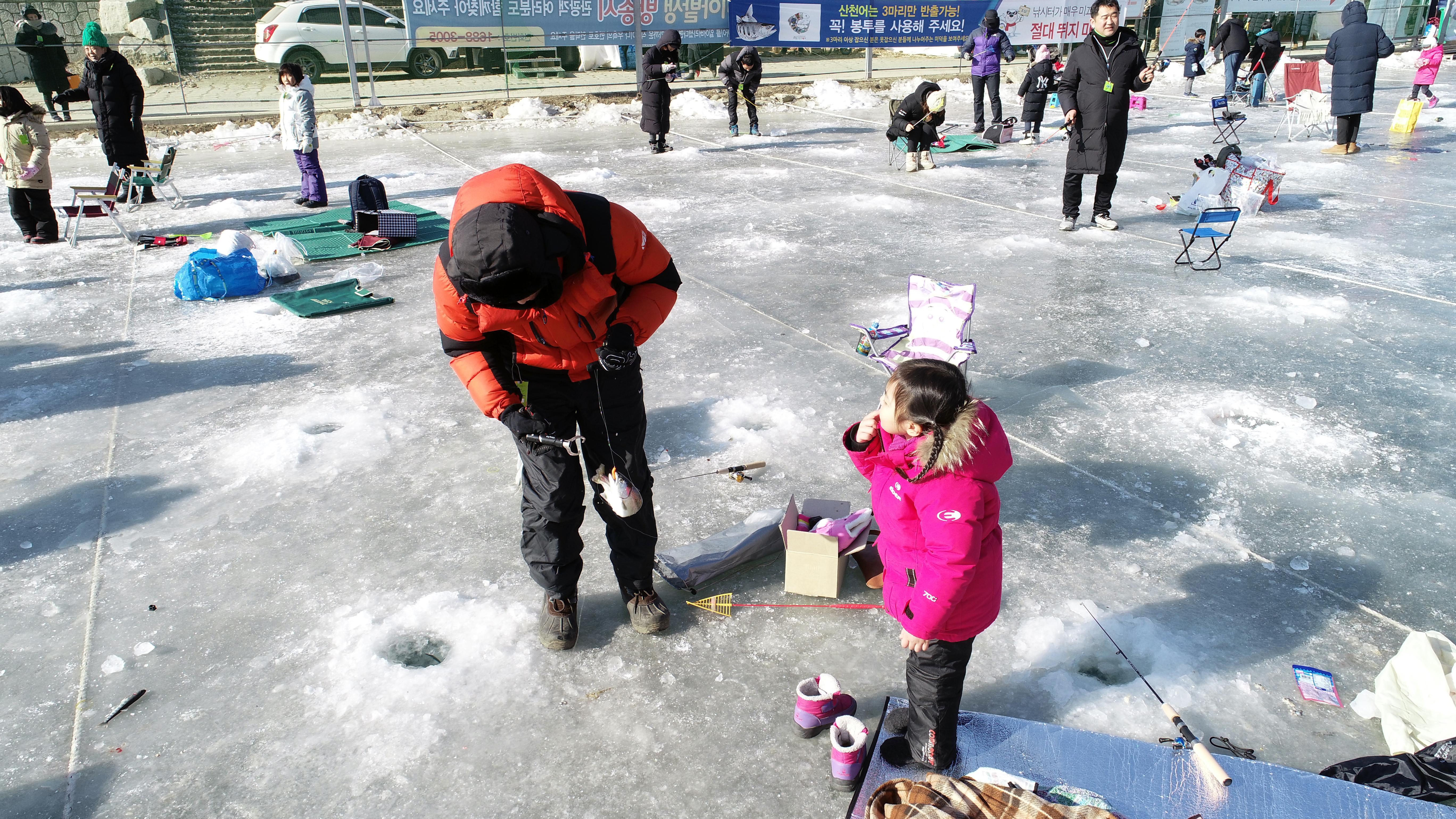 2019 화천산천어축제장 드론 촬영 전경 의 사진