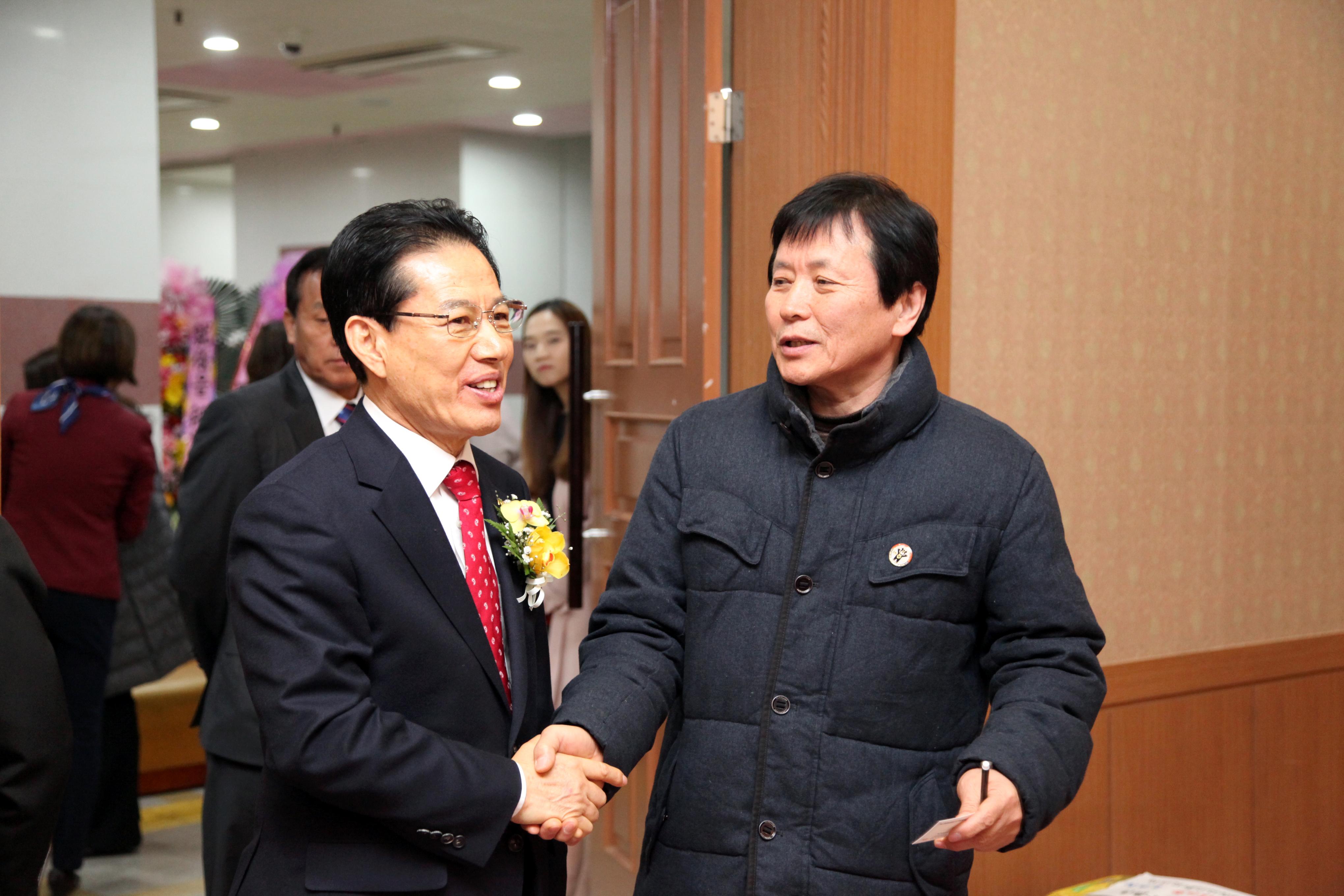 2019 화천경제인연합회 창립총회 및 초대회장 취임식 의 사진