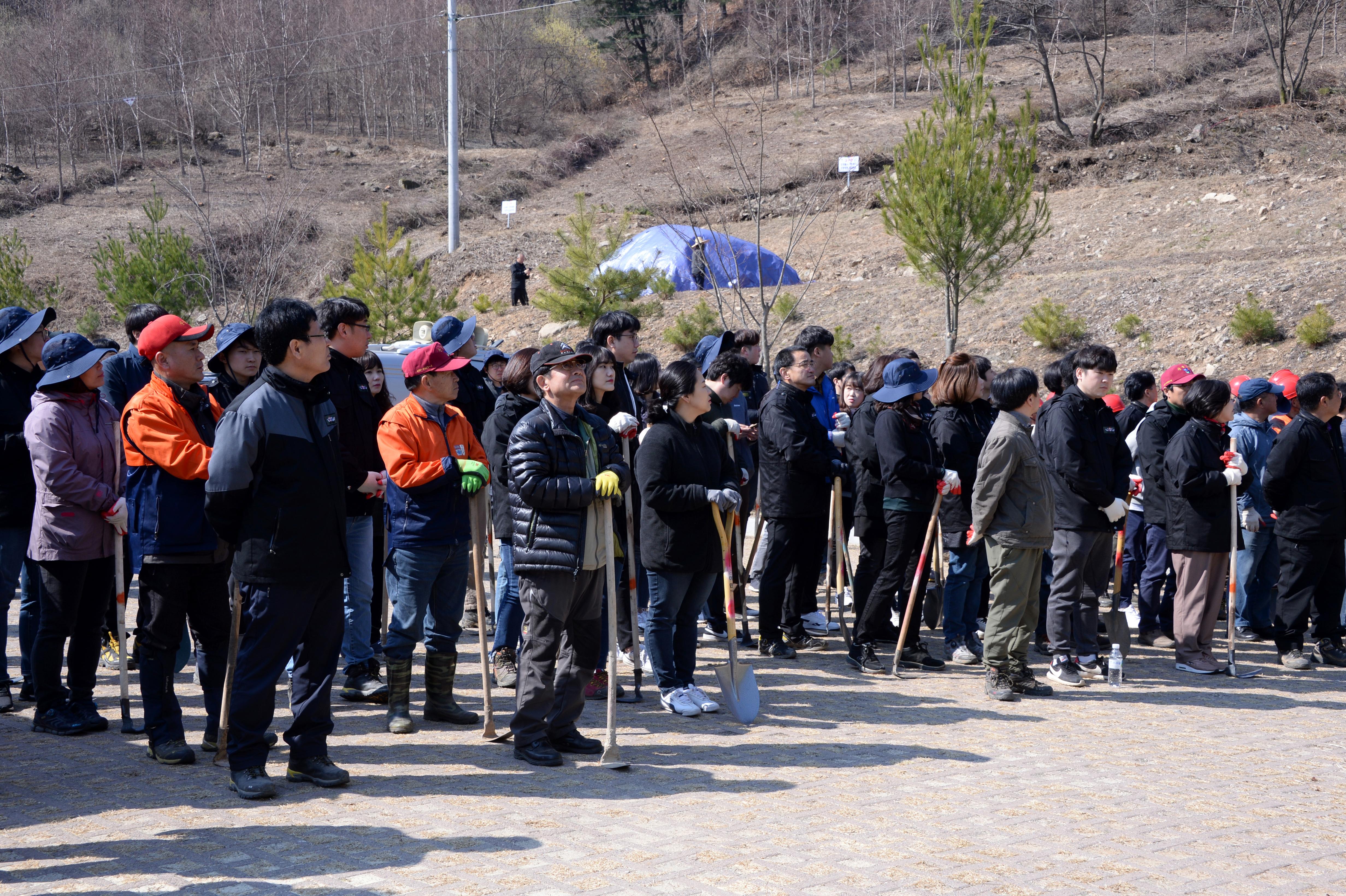 2019 제74회 식목일 기념 나무심기 행사 의 사진