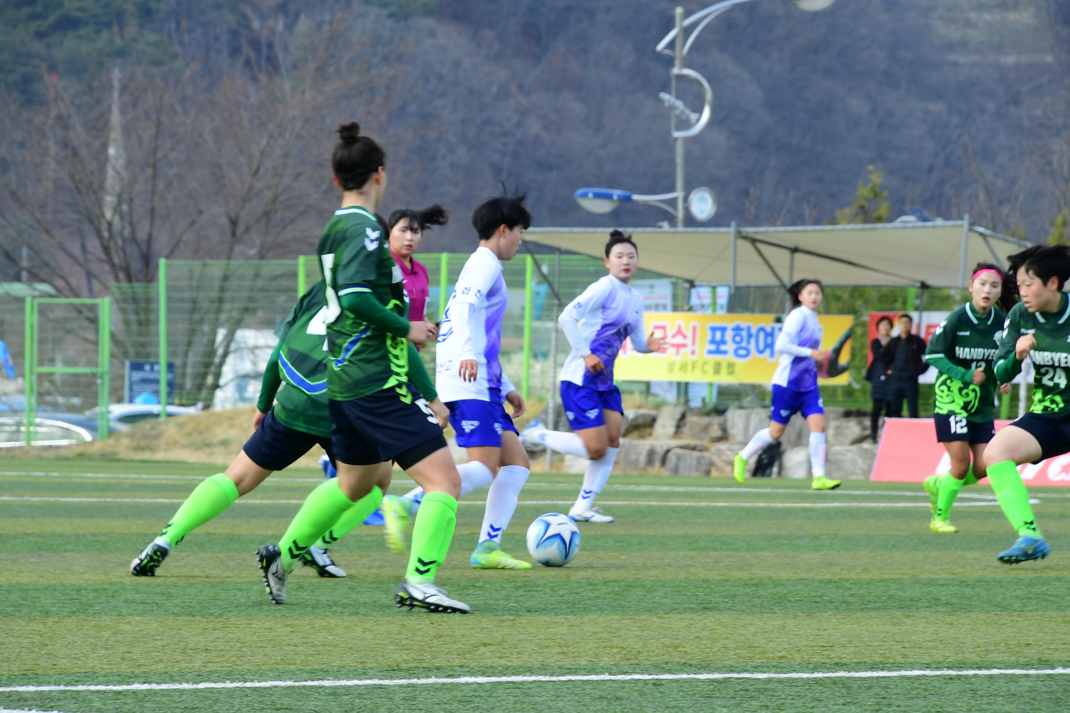 2019 춘계한국여자축구연맹전 의 사진