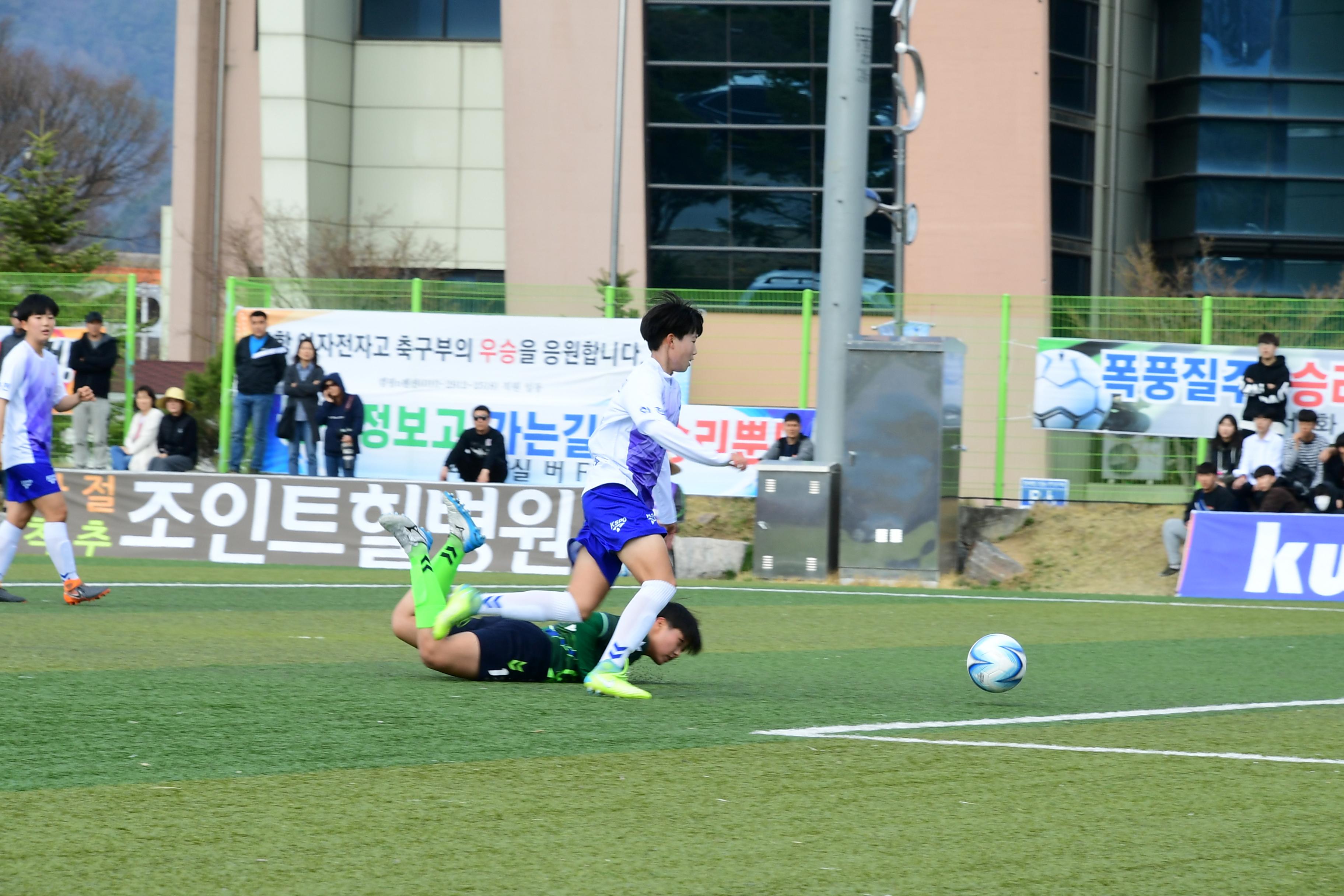 2019 춘계한국여자축구연맹전 의 사진