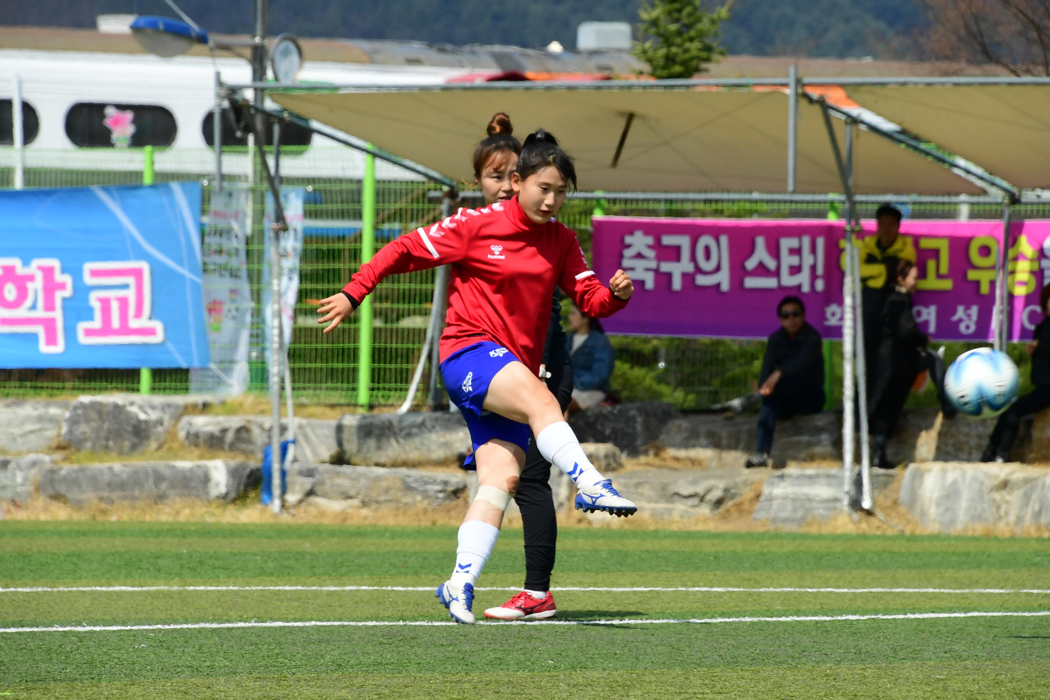 2019 춘계한국여자축구연맹전 의 사진