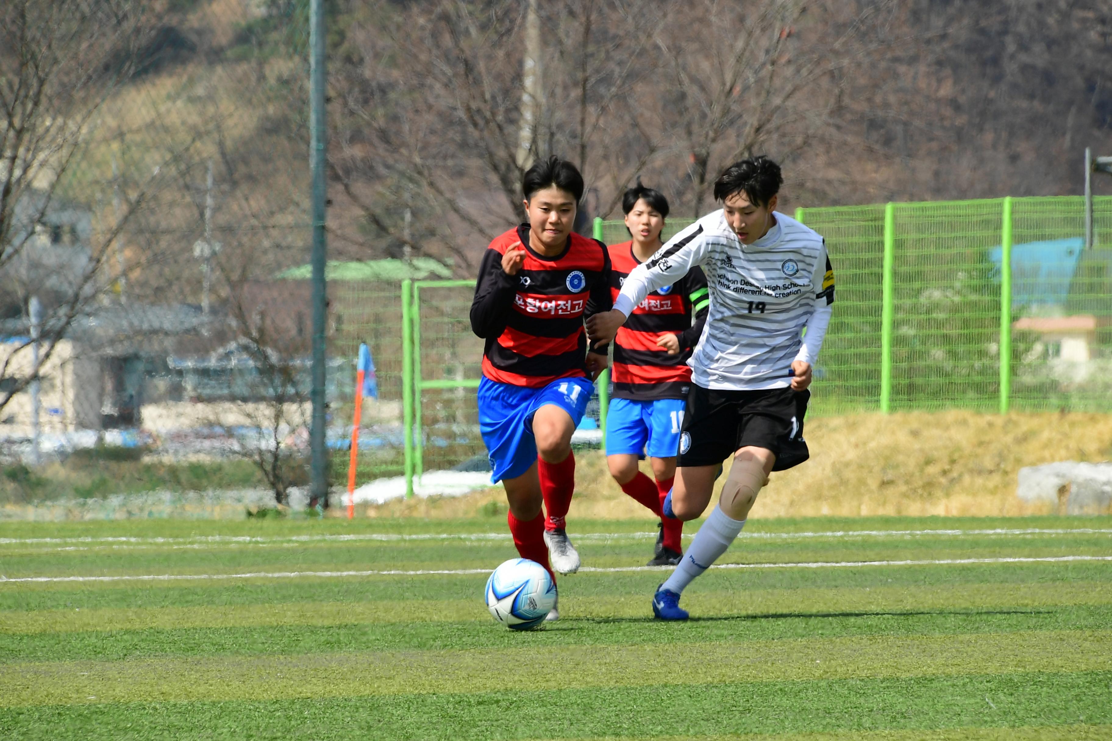 2019 춘계한국여자축구연맹전 의 사진