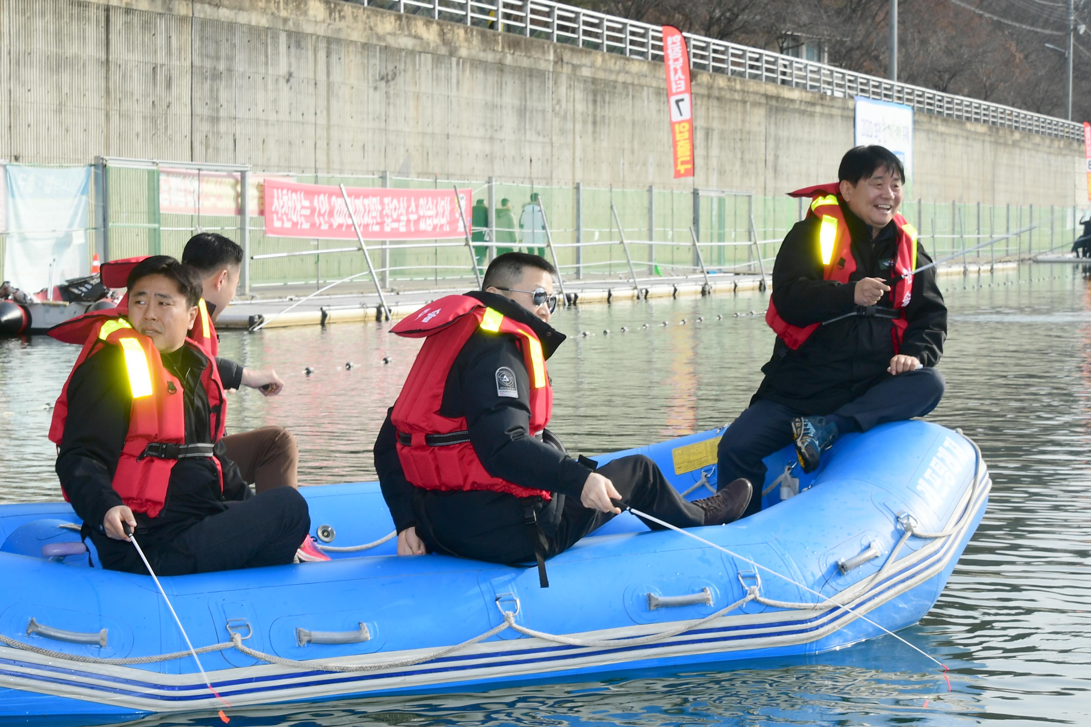 2020 화천산천어축제 육군 제7보병사단 산천어 선상낚시터 체험 의 사진