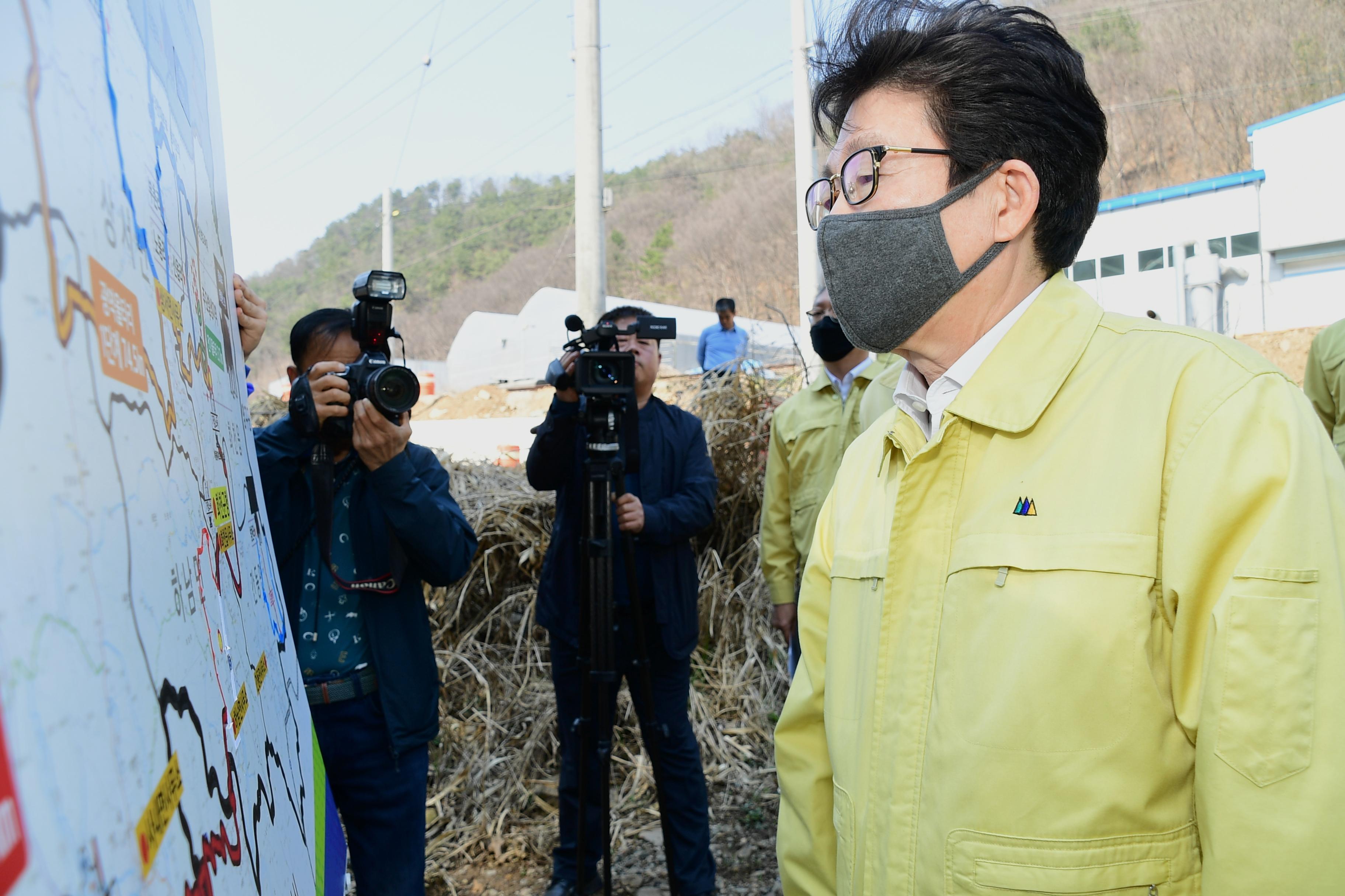 2020 아프리카 돼지열병 대응 조명래 환경부장관 현장 점검 의 사진