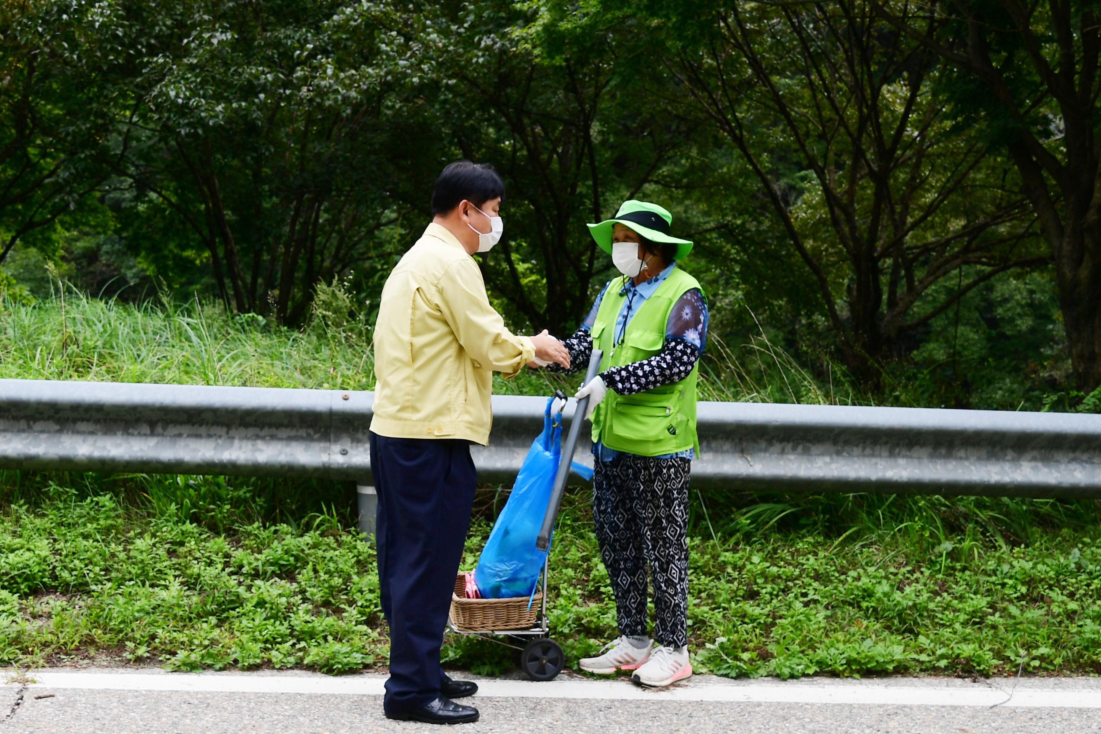 2020 노인일자리 사업장 격려방문 의 사진