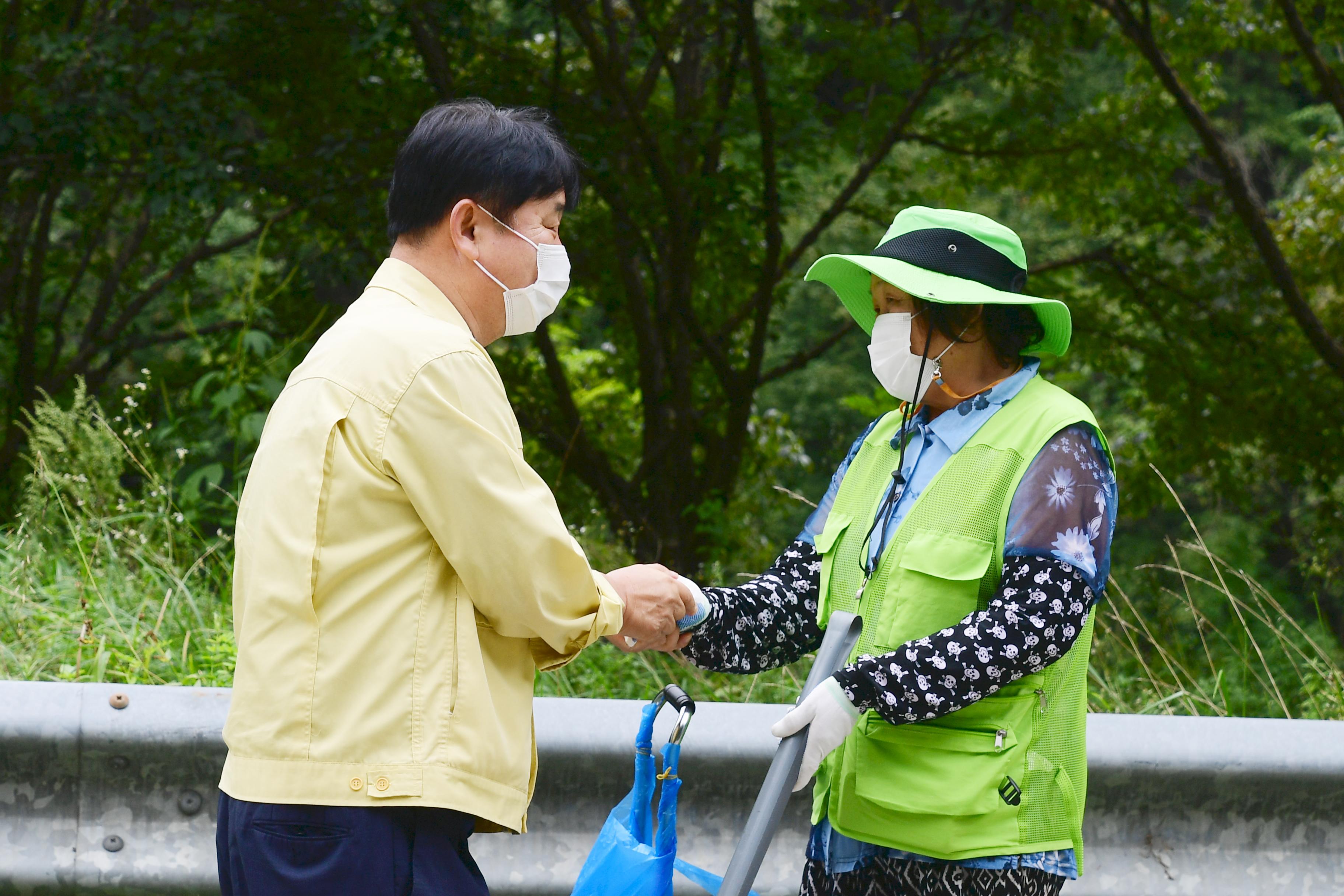 2020 노인일자리 사업장 격려방문 의 사진