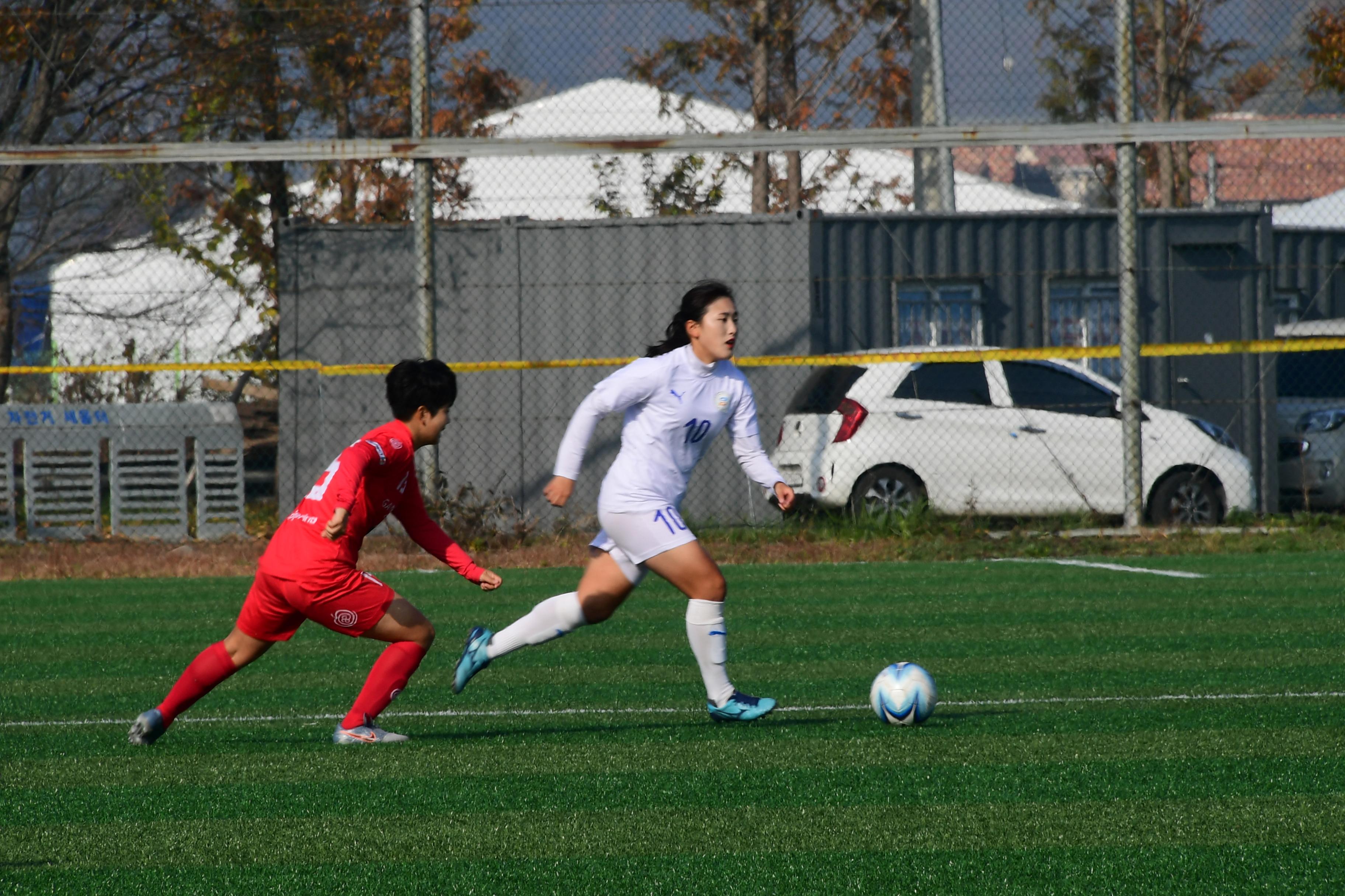 2020 춘계 한국여자축구연맹전 선수단 격려 의 사진