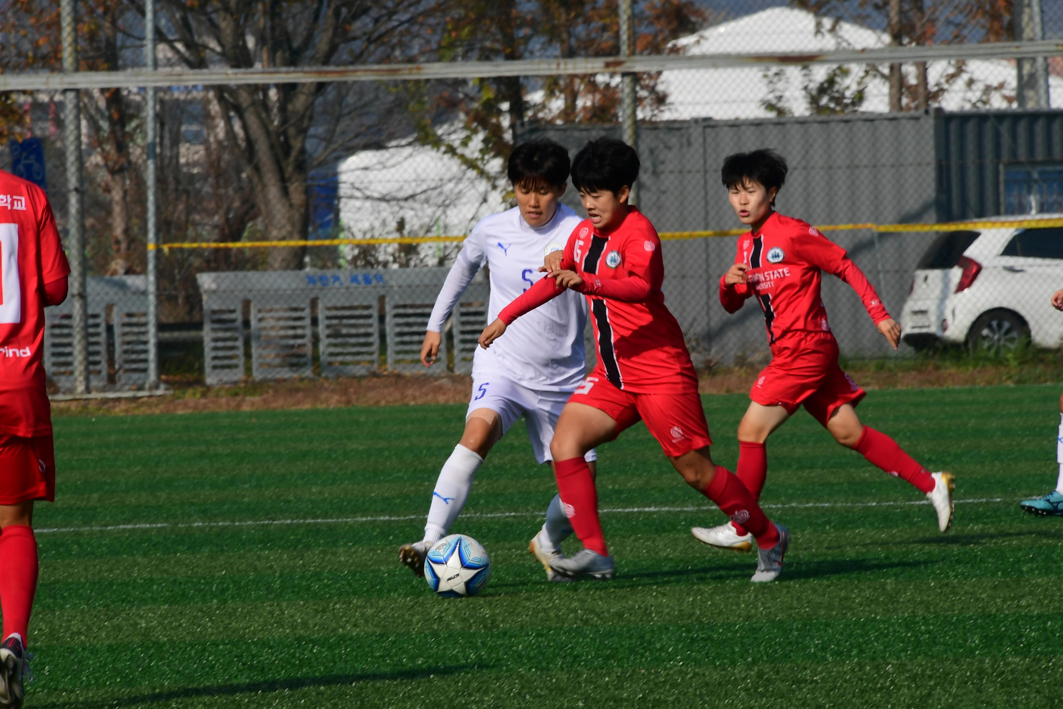 2020 춘계 한국여자축구연맹전 선수단 격려 의 사진