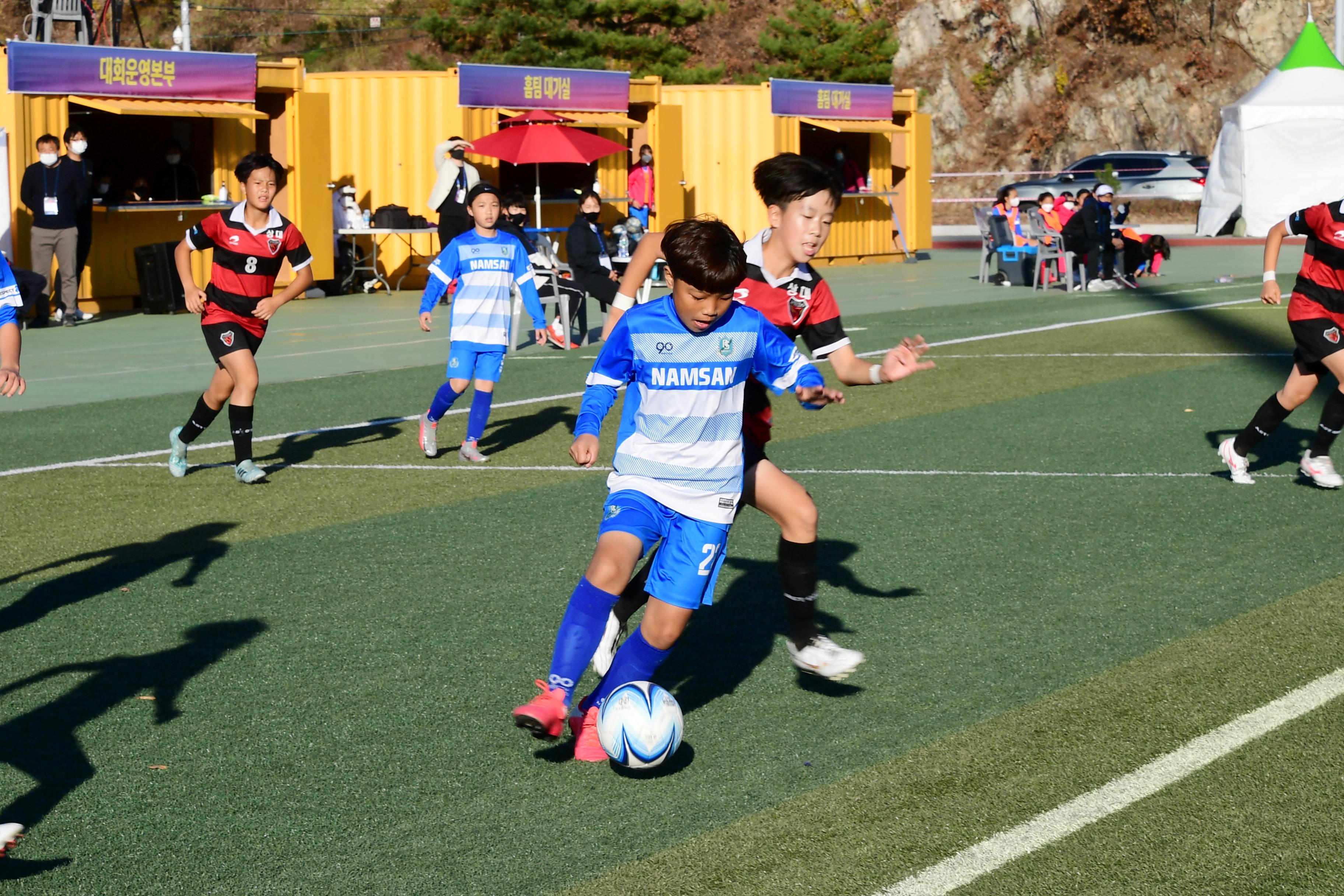 2020 춘계 한국여자축구연맹전 선수단 격려 의 사진