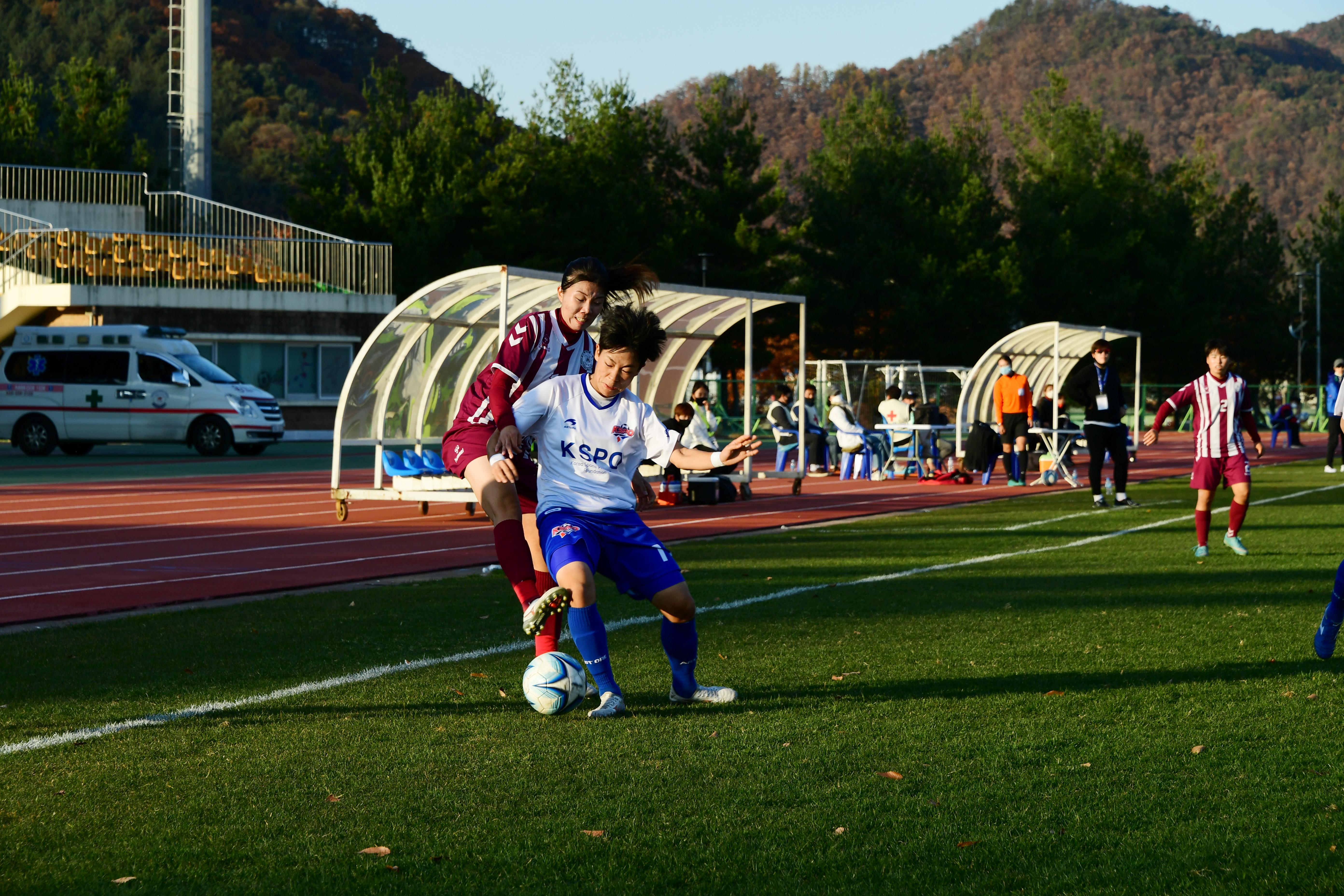 2020 춘계 한국여자축구 연맹전 결승전 시상식 의 사진