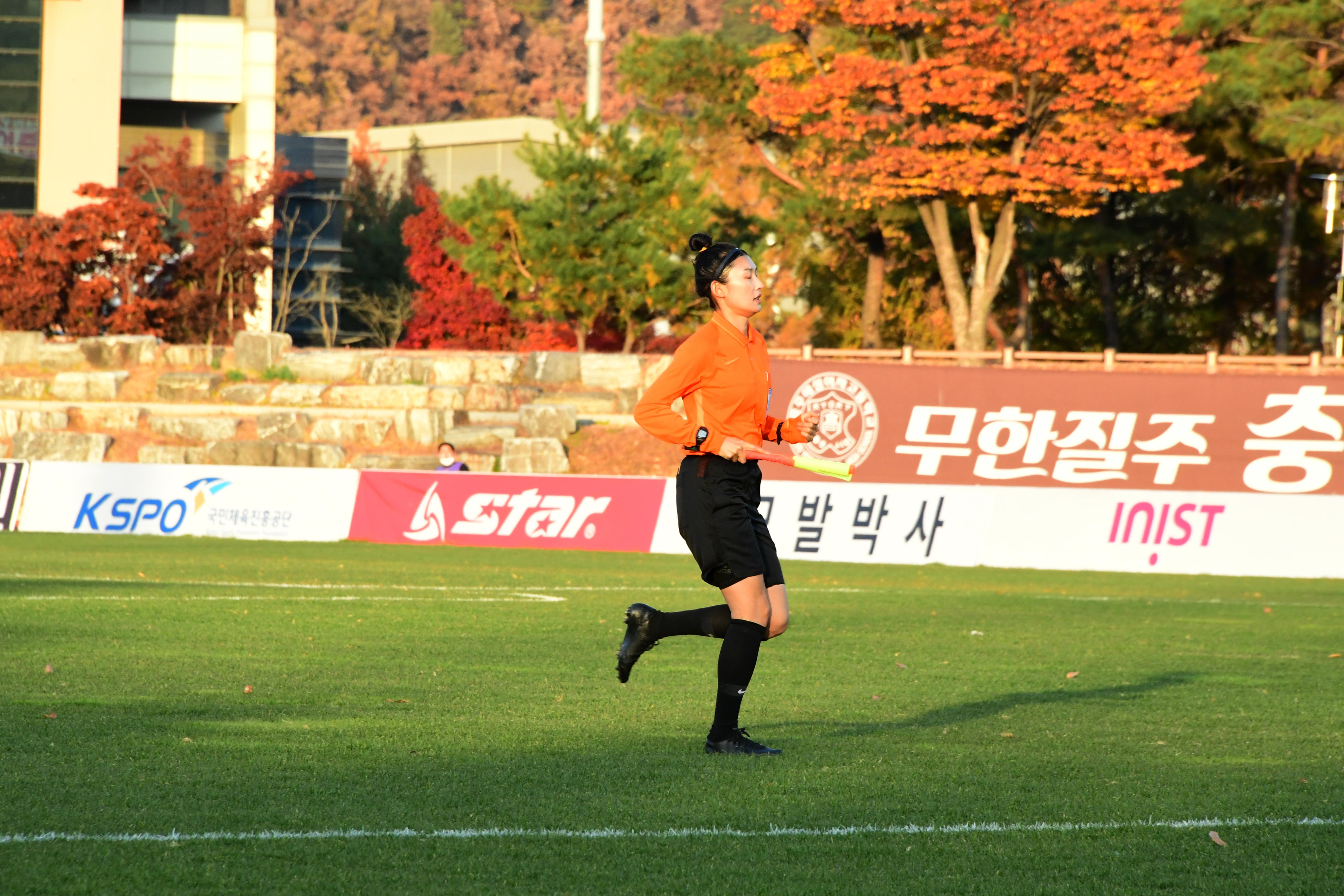 2020 춘계 한국여자축구 연맹전 결승전 시상식 의 사진