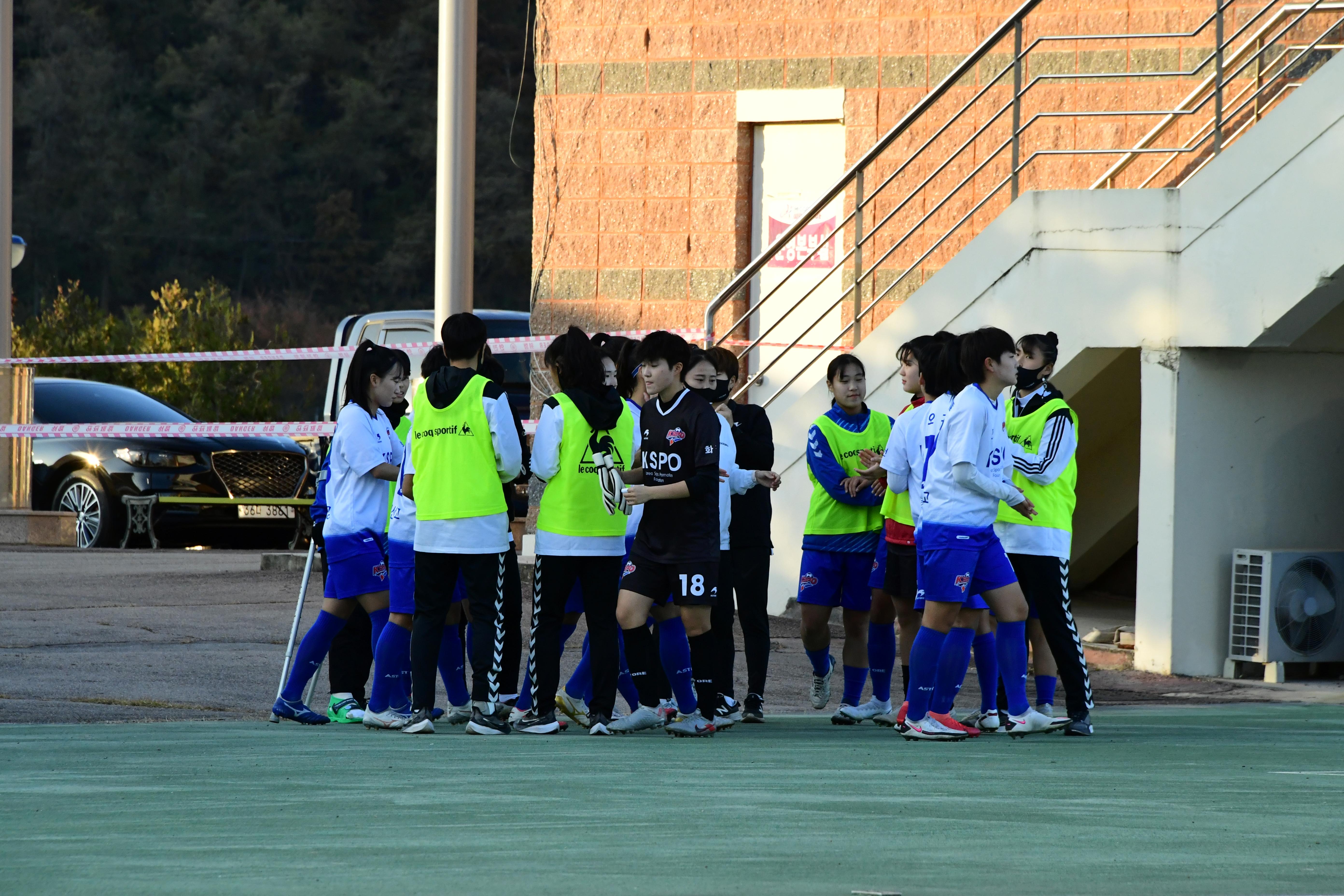 2020 춘계 한국여자축구 연맹전 결승전 시상식 의 사진