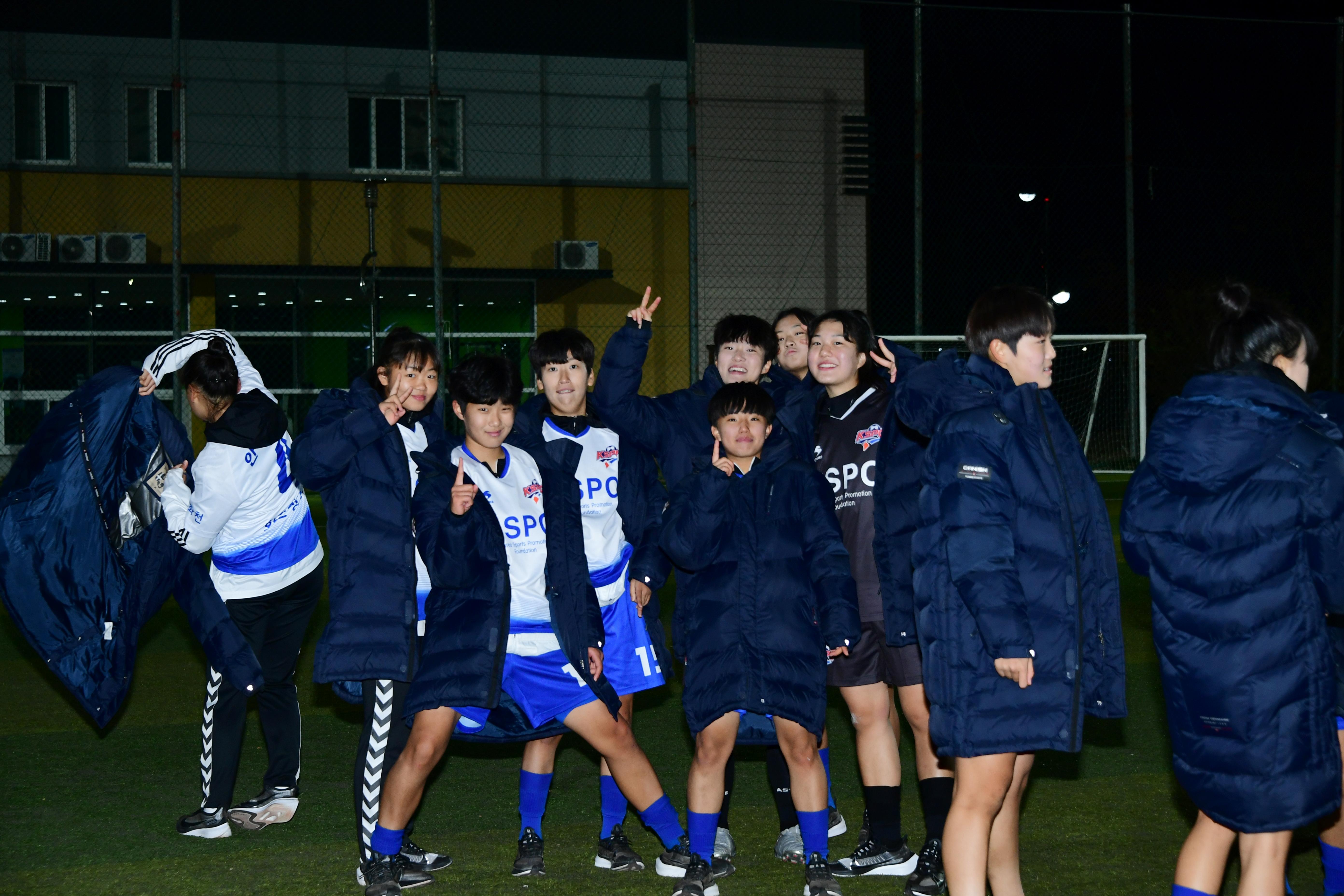 2020 춘계 한국여자축구 연맹전 결승전 시상식 의 사진