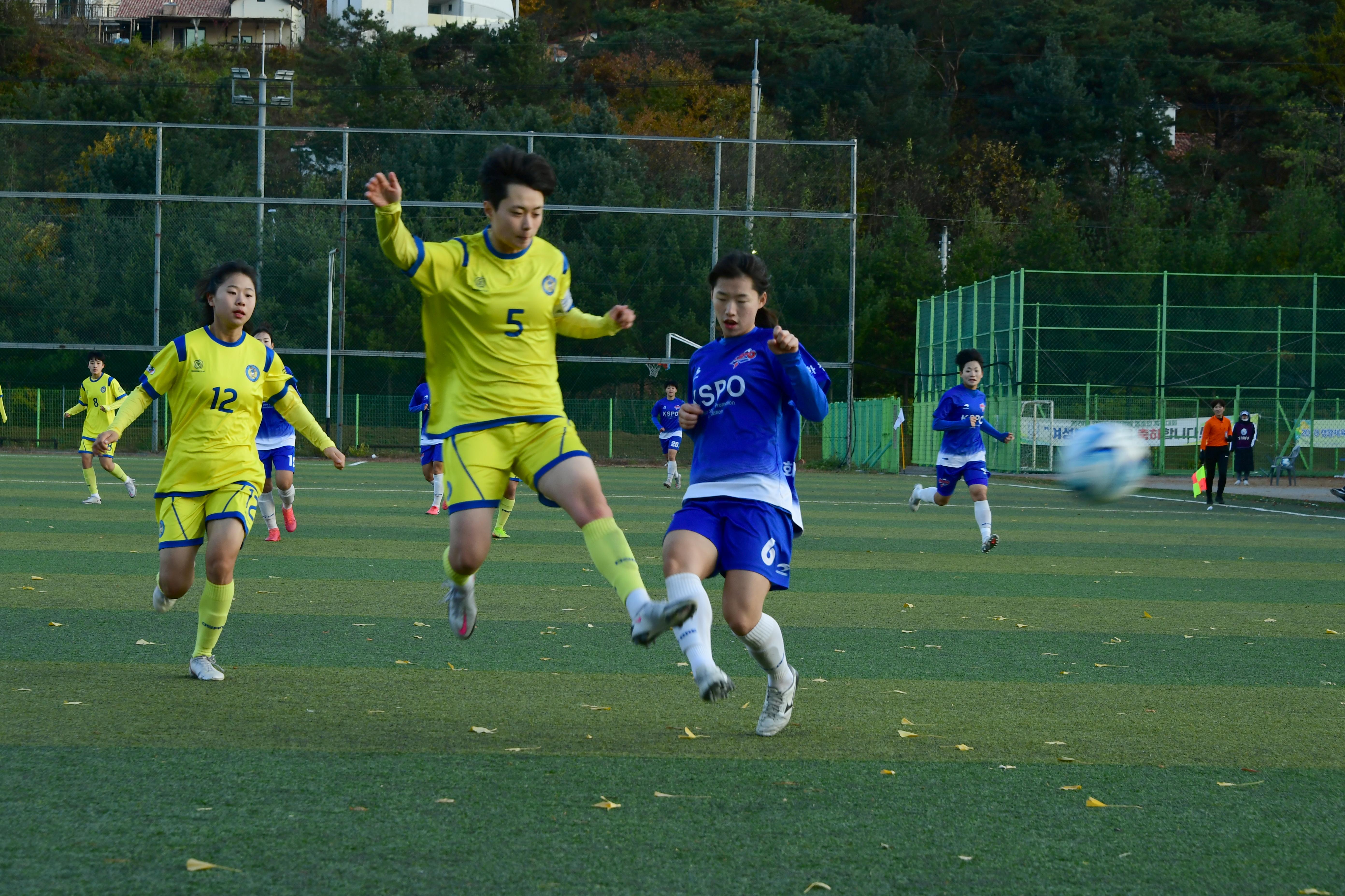 2020 추계 한국여자축구연맹전 의 사진