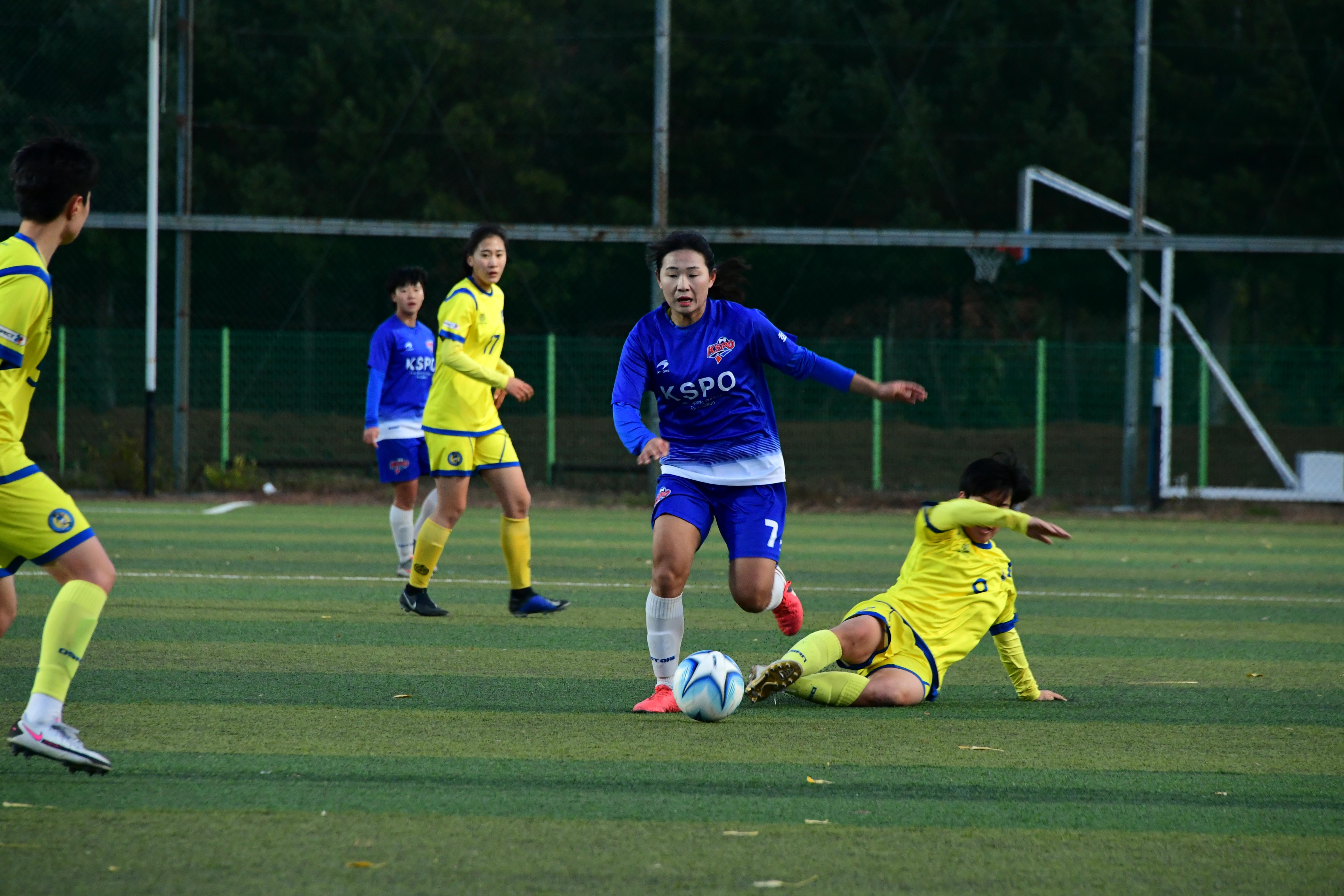 2020 추계 한국여자축구연맹전 의 사진