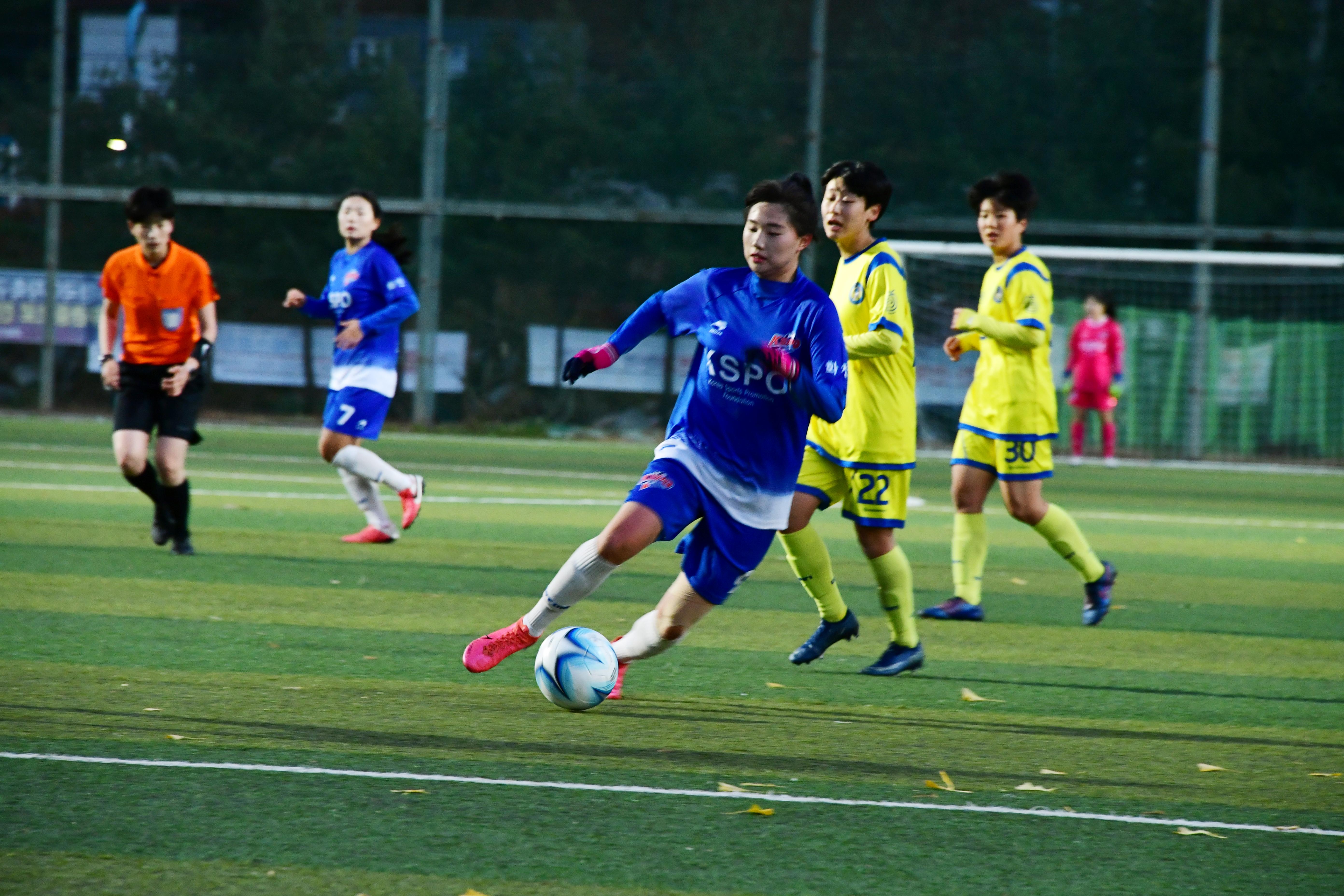 2020 추계 한국여자축구연맹전 의 사진