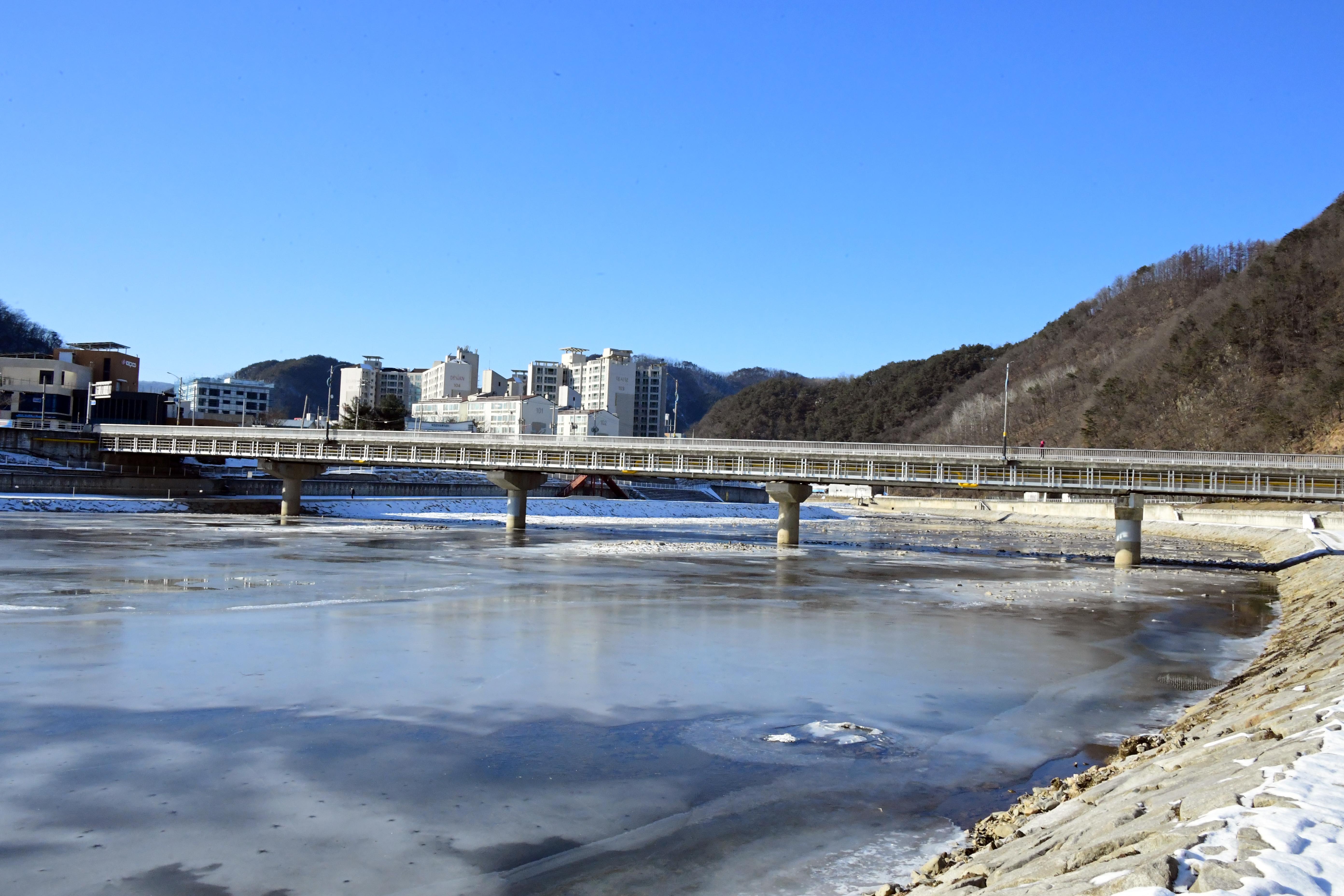 2020 화천산천어축제장 전경 의 사진