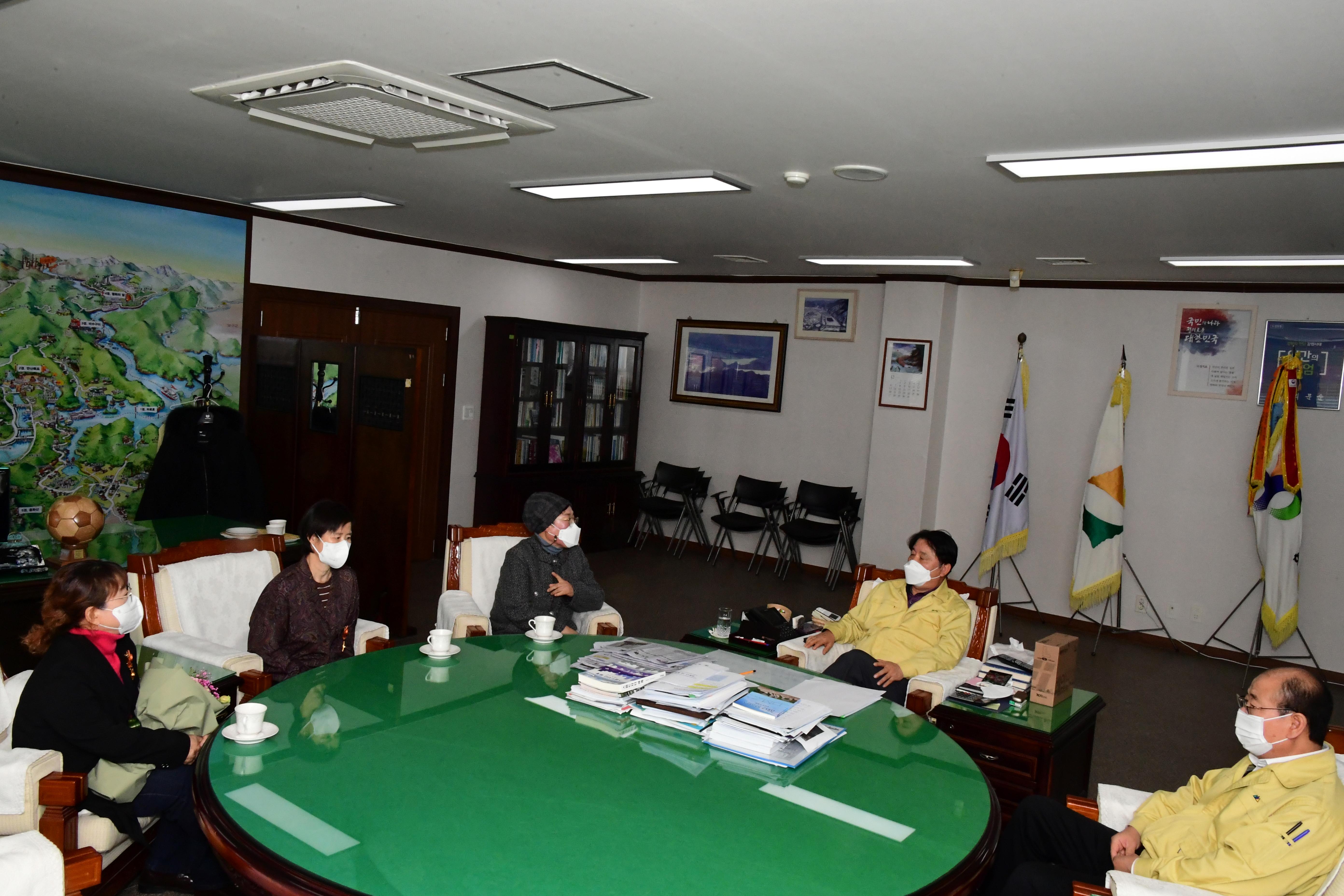 2020 퇴직공무원 정부포상 및 공로패 수여식 의 사진