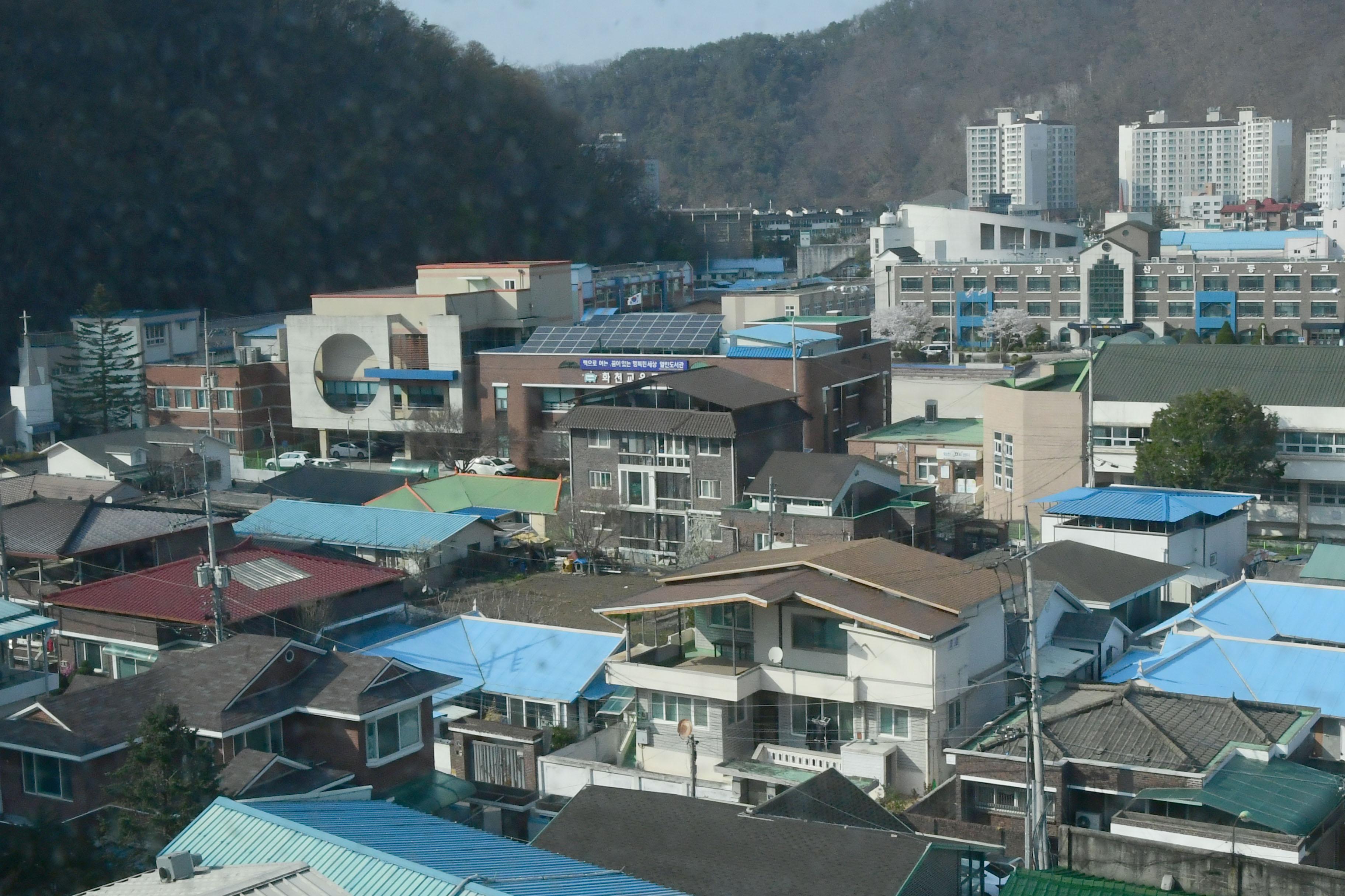 2021 화천군 화천읍 시가지 전경 의 사진