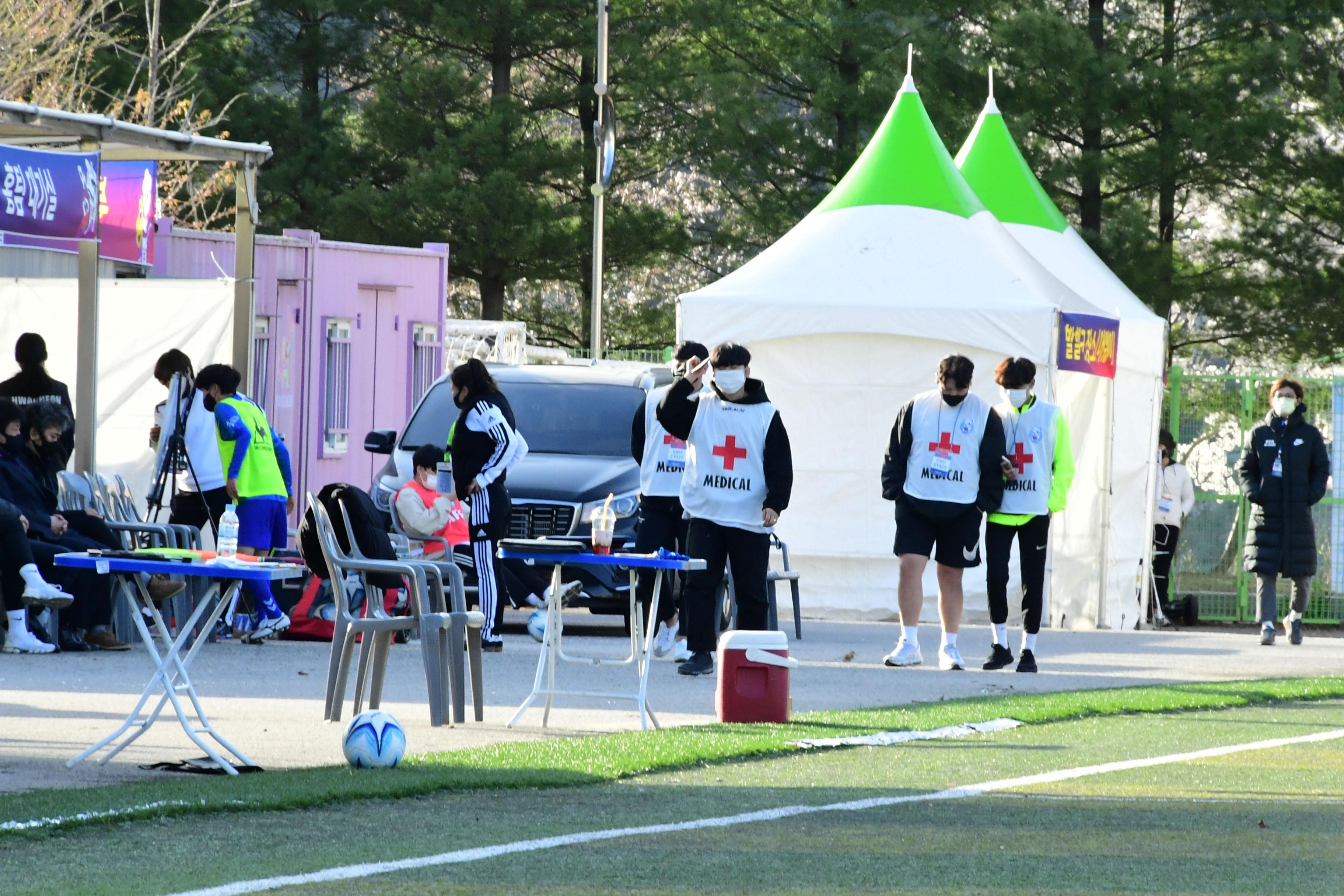 2021 행복교육도시화천 춘계한국여자축구연맹전 의 사진