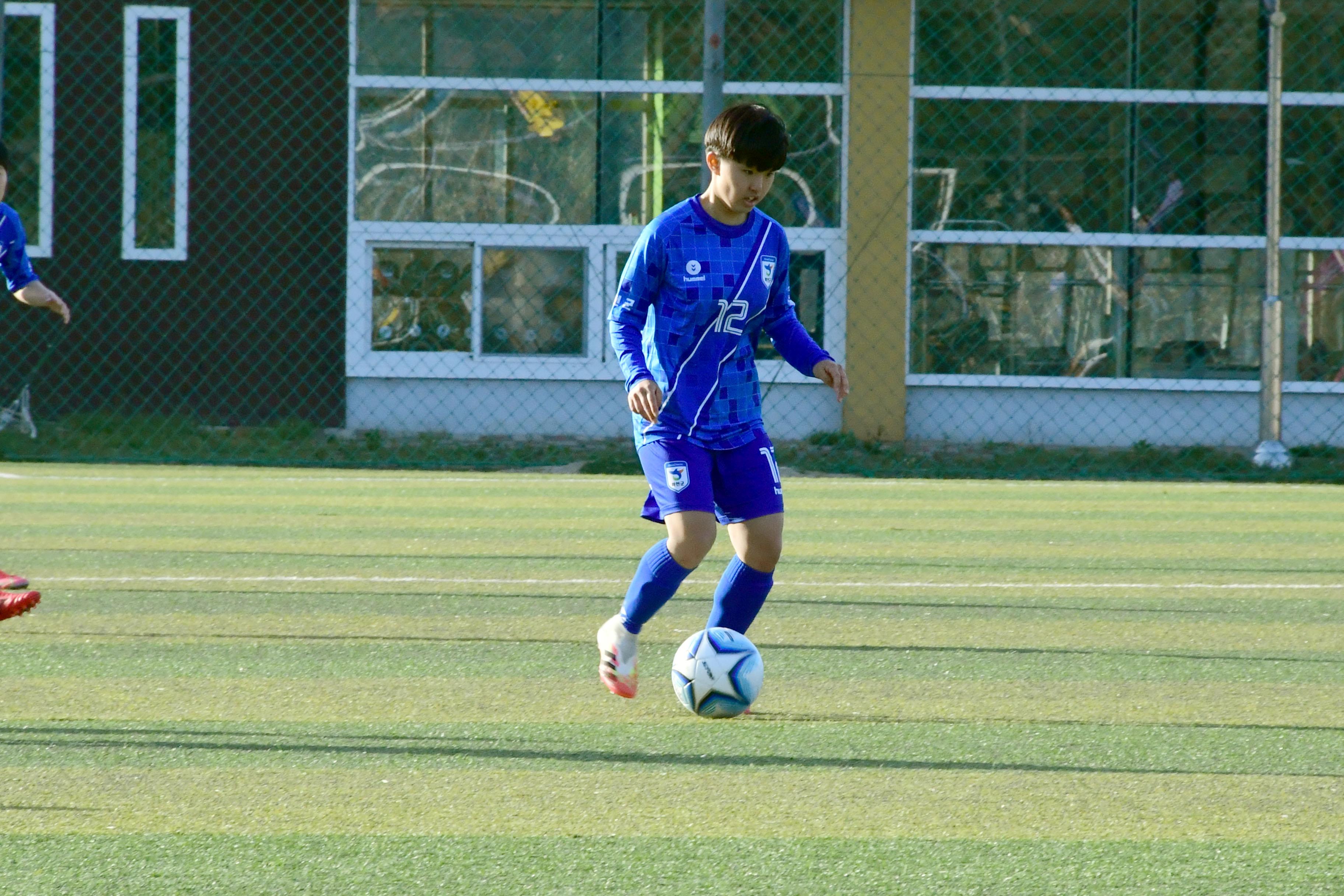 2021 행복교육도시화천 춘계한국여자축구연맹전 의 사진