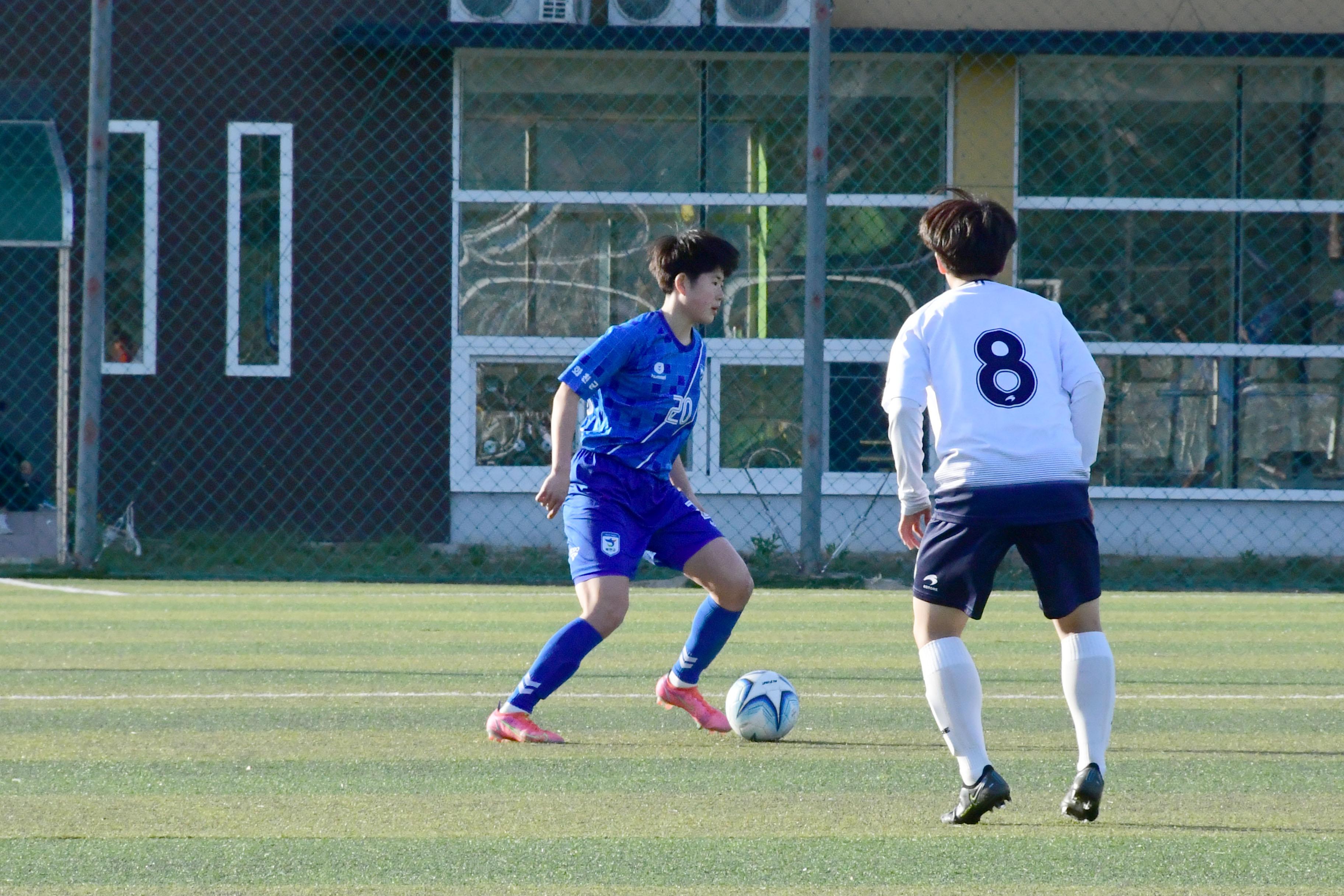 2021 행복교육도시화천 춘계한국여자축구연맹전 의 사진