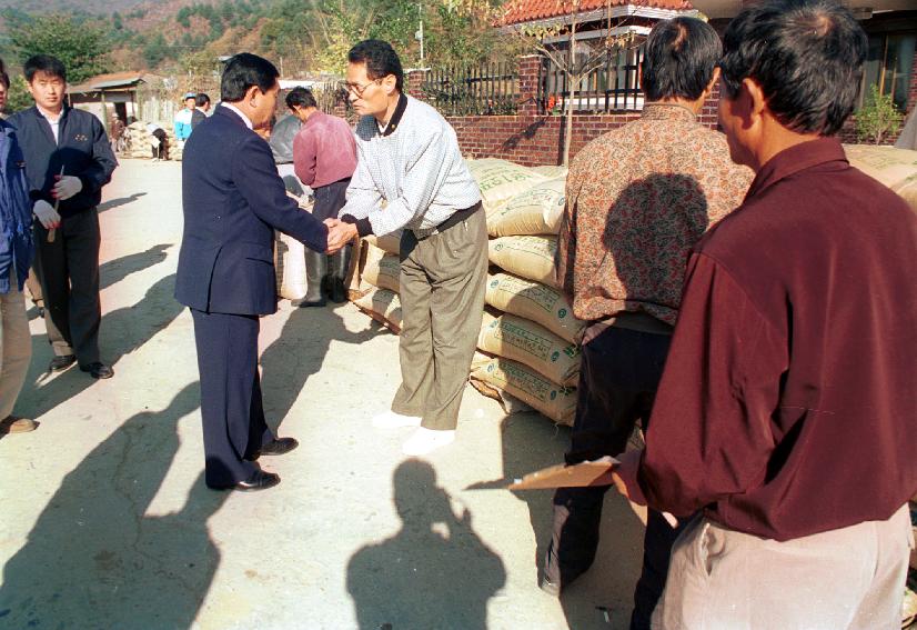 추곡수매 의 사진