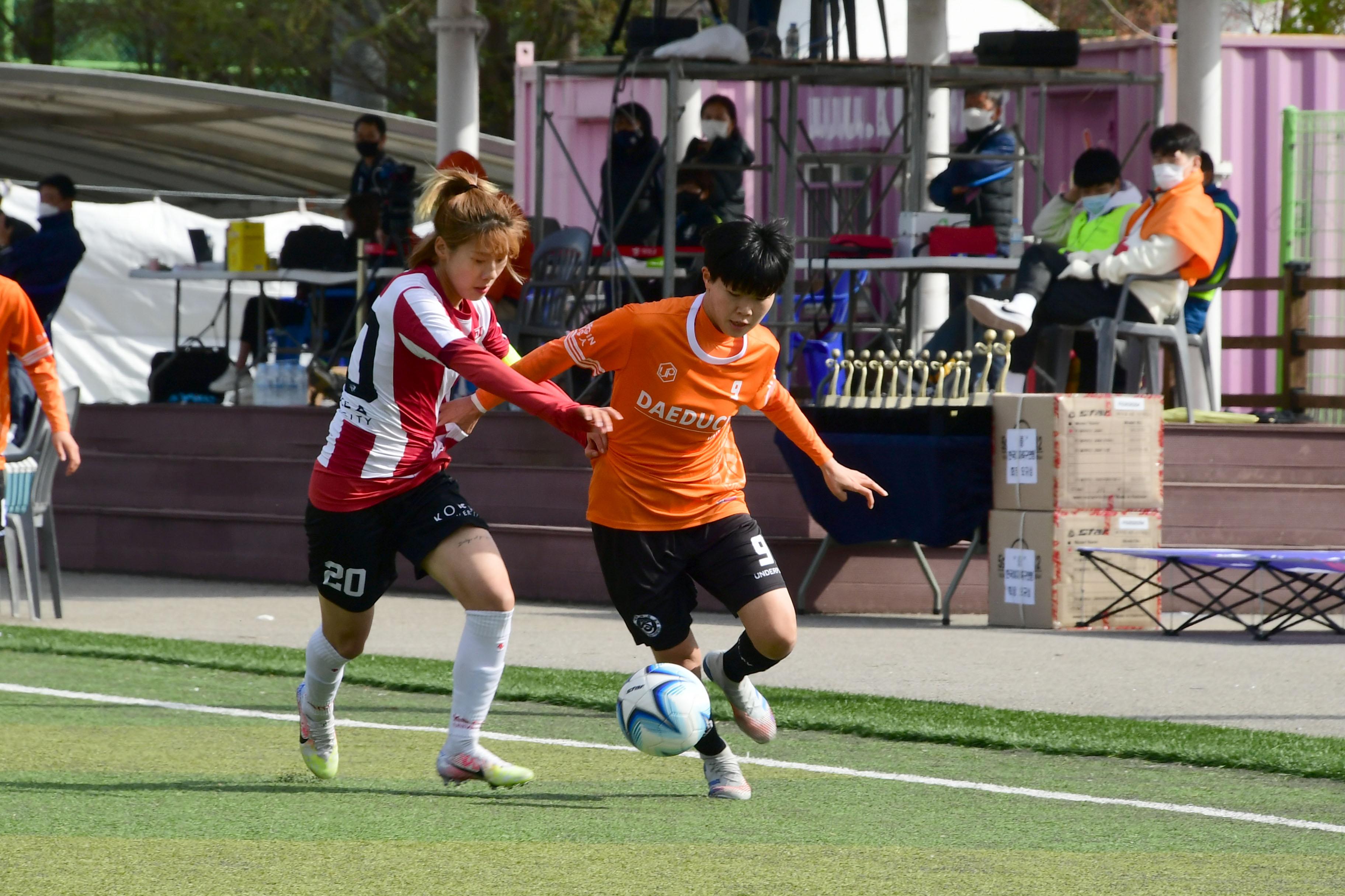 2021 한국여자축구연맹전 의 사진