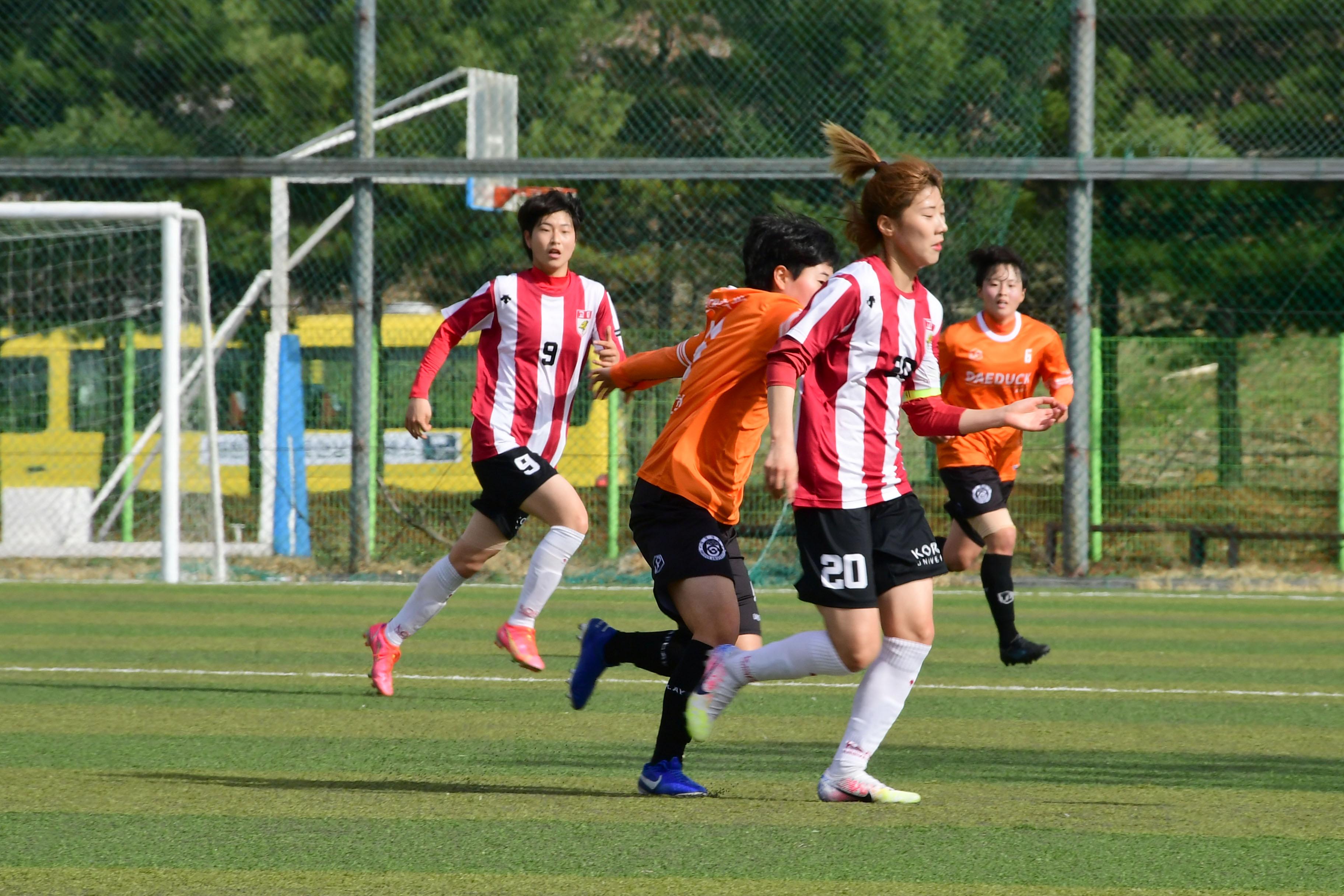 2021 한국여자축구연맹전 의 사진