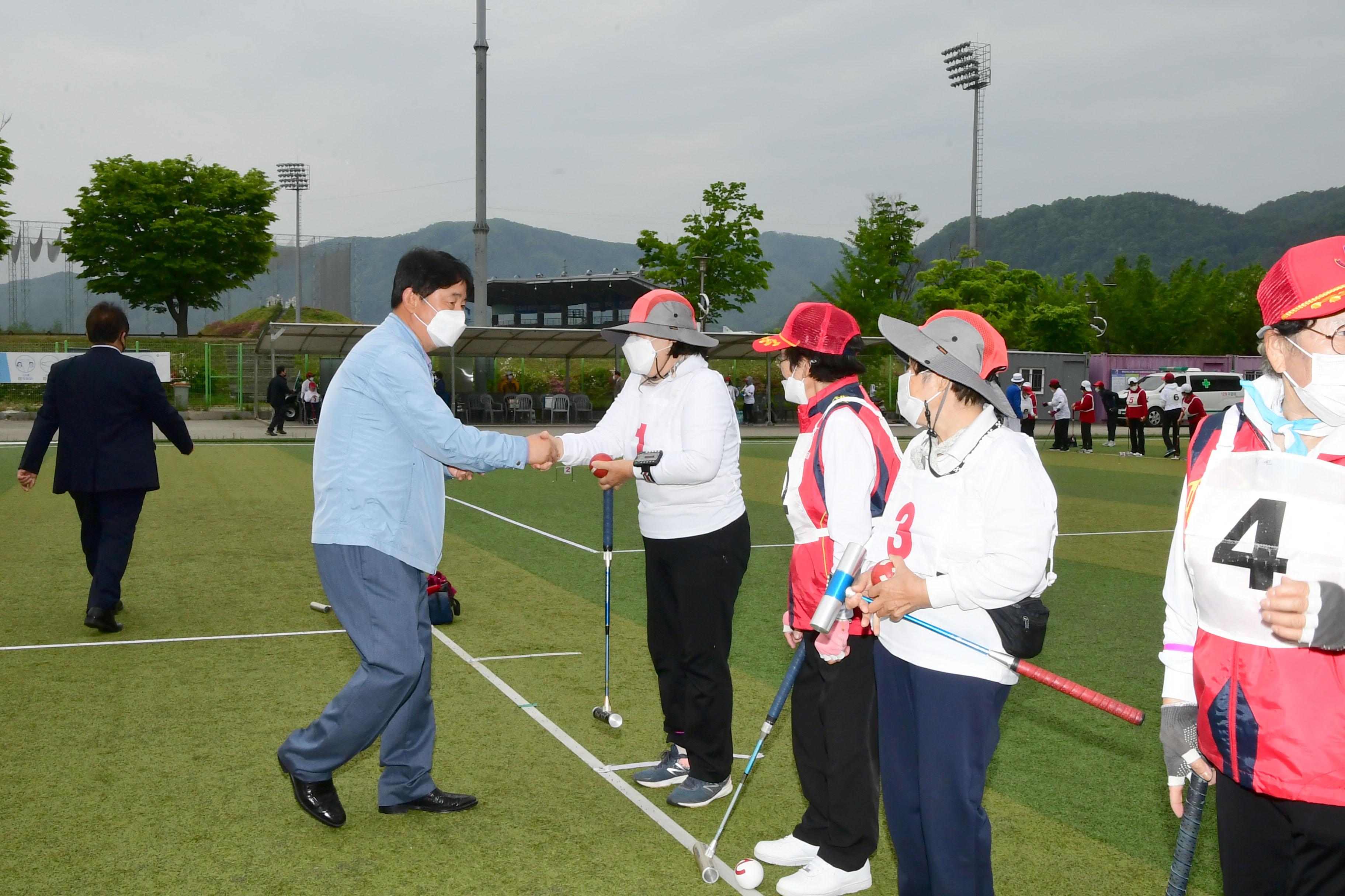 2021 제18회 화천군협회장기 게이트볼대회 의 사진