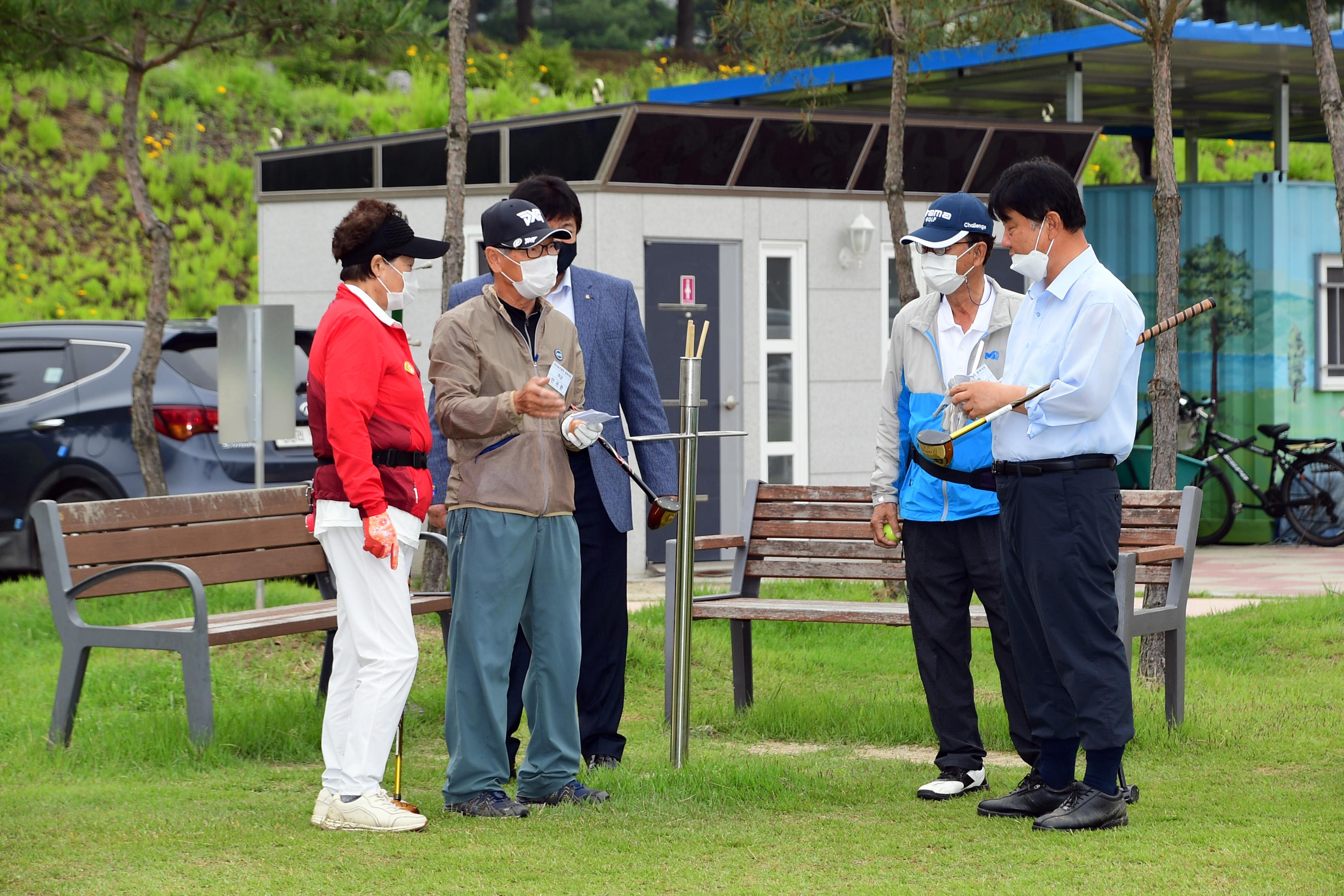 2021 제1회 화천군 노인회 파크골프 대회 의 사진