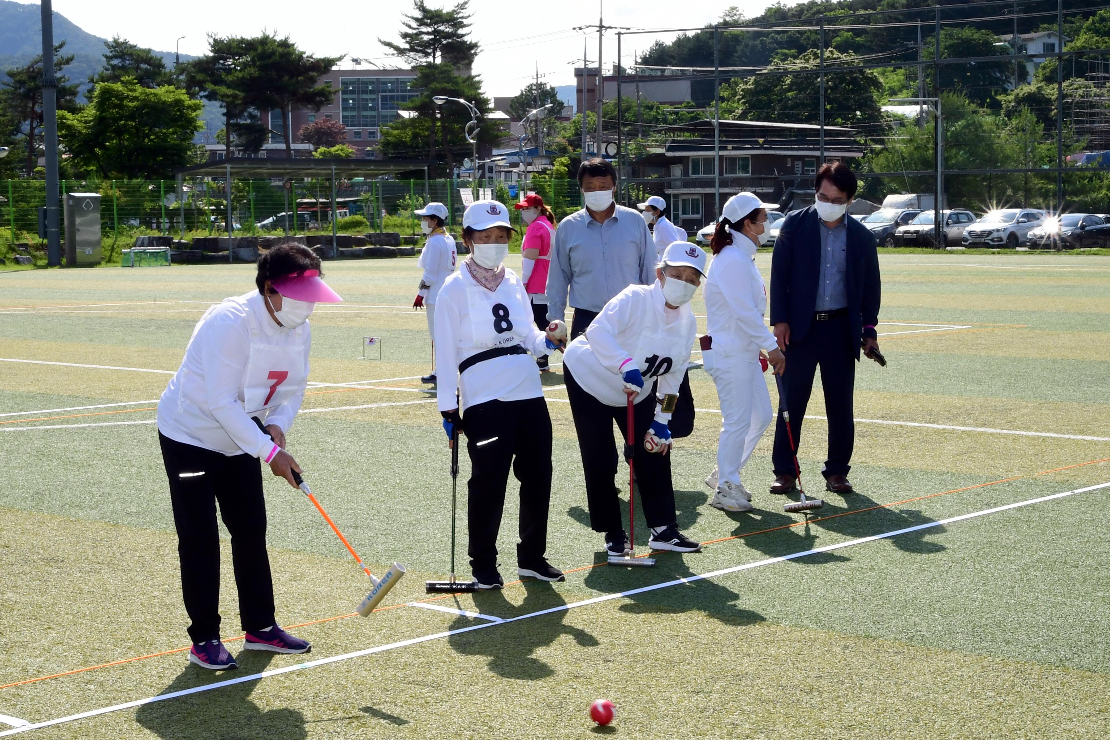 2021 제14회 화천군협회장기 여성 게이트볼 대회 의 사진