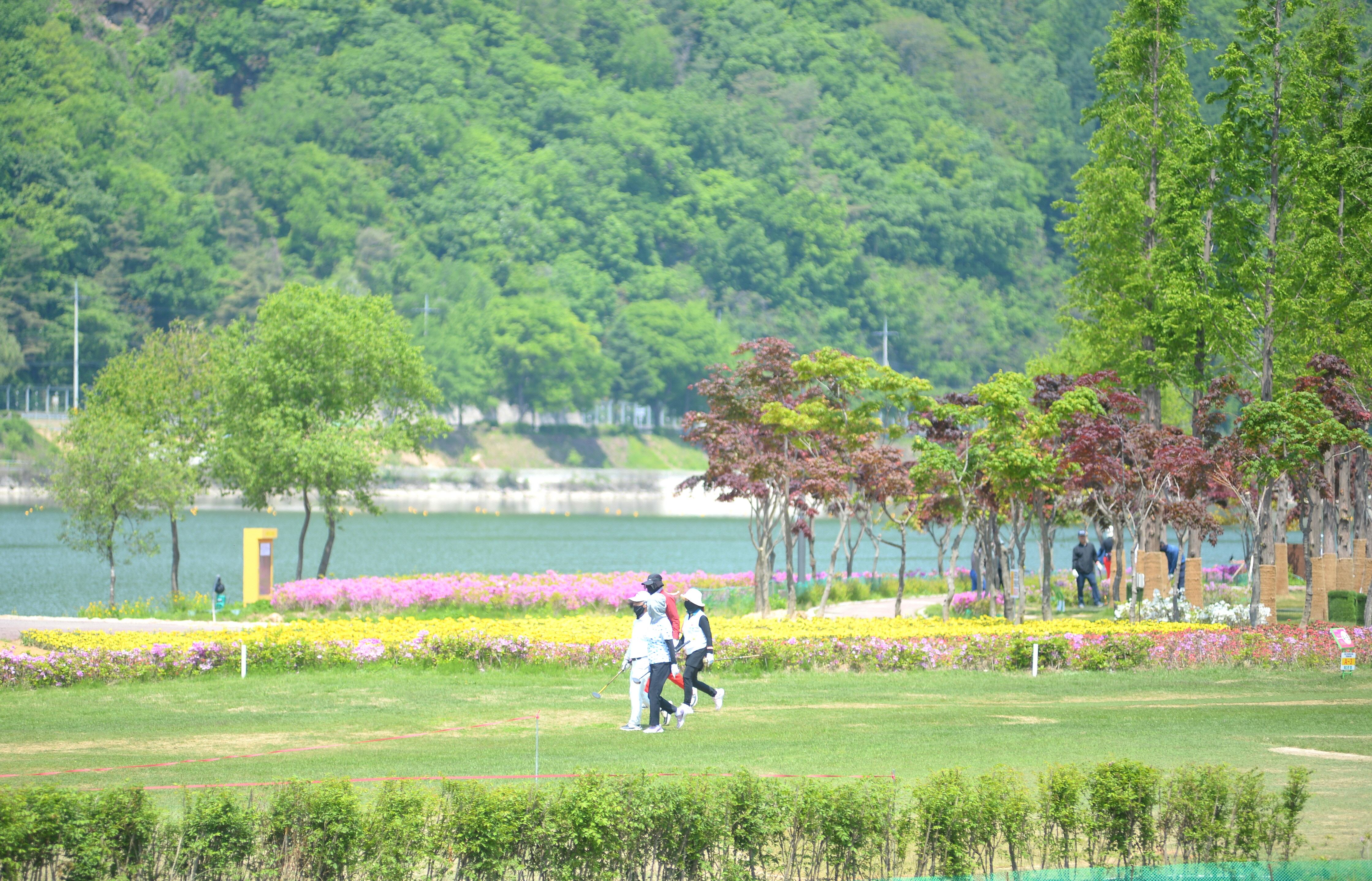 2023 산천어파크골프장 의 사진