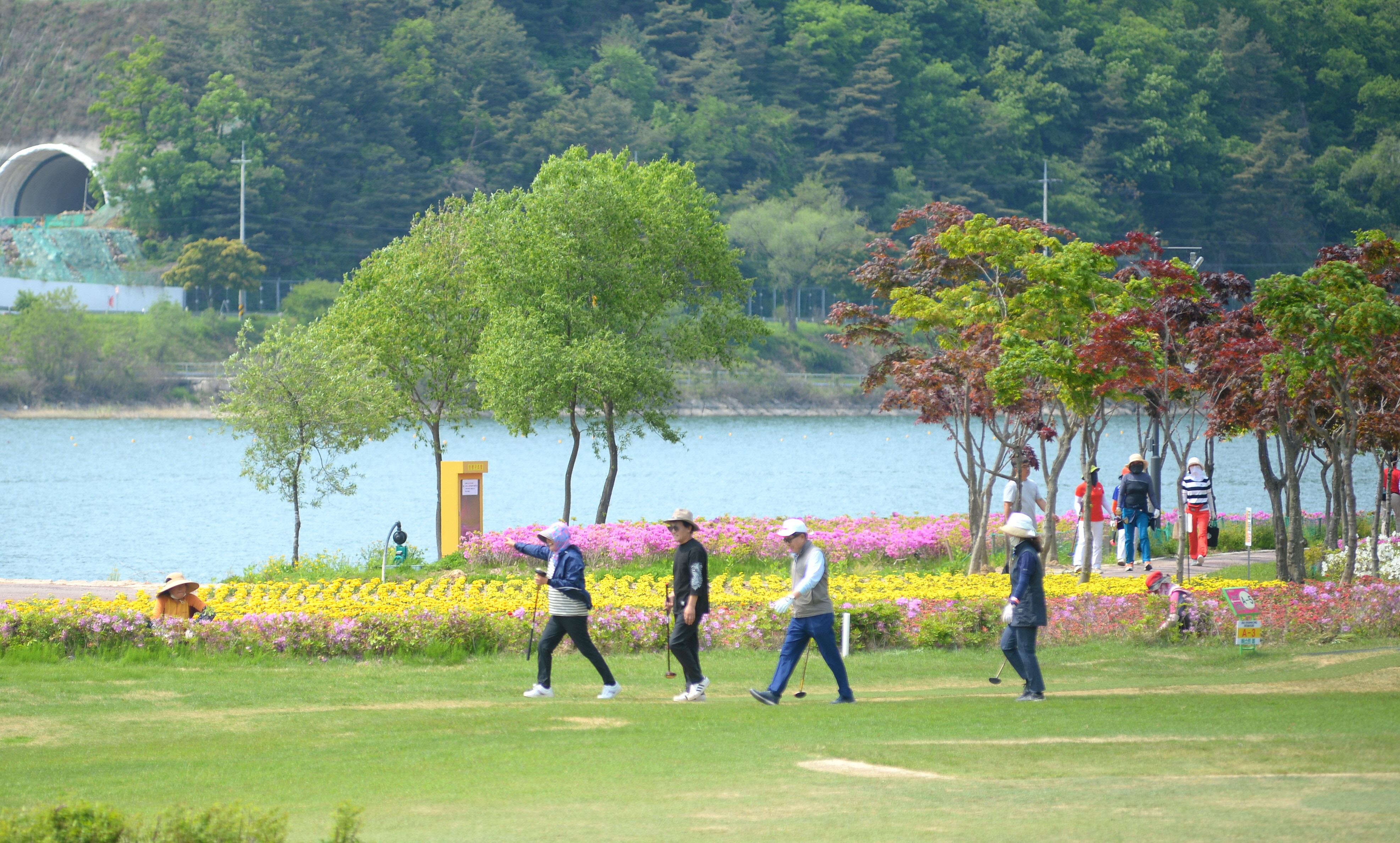 2023 산천어파크골프장 의 사진