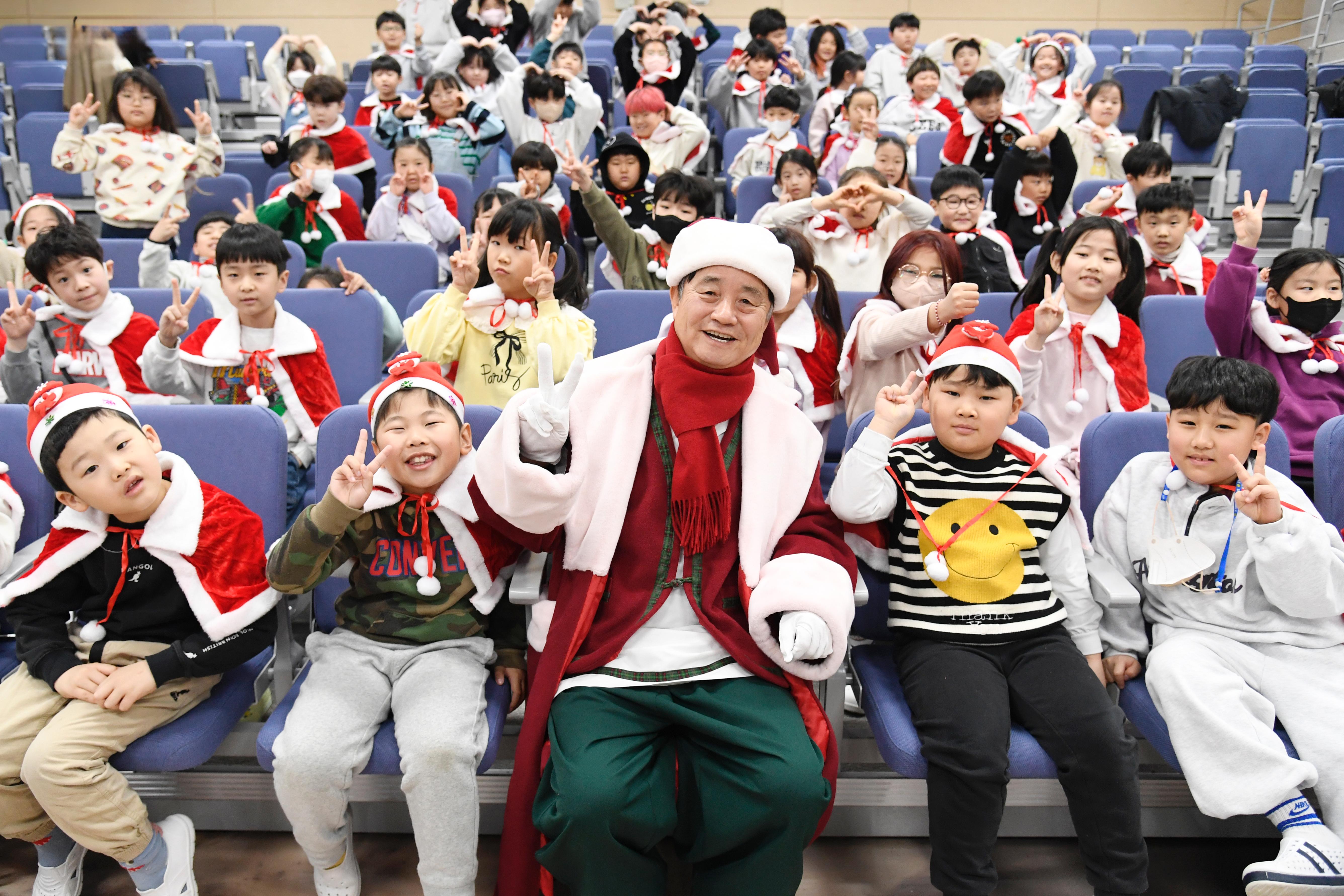 리얼산타와 엘프행사 사진