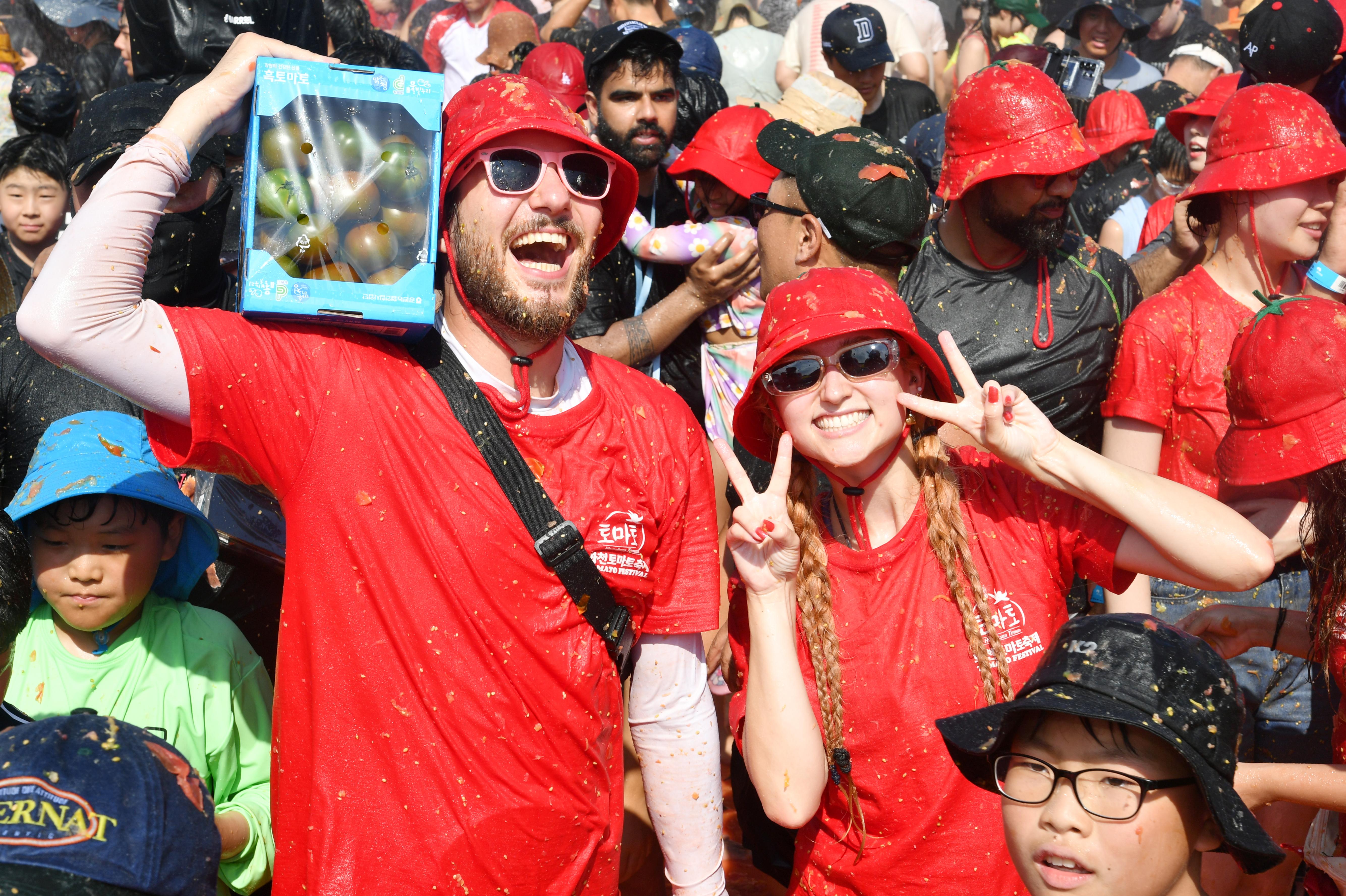 2025화천토마토축제_황금반지를 찾아라 의 사진