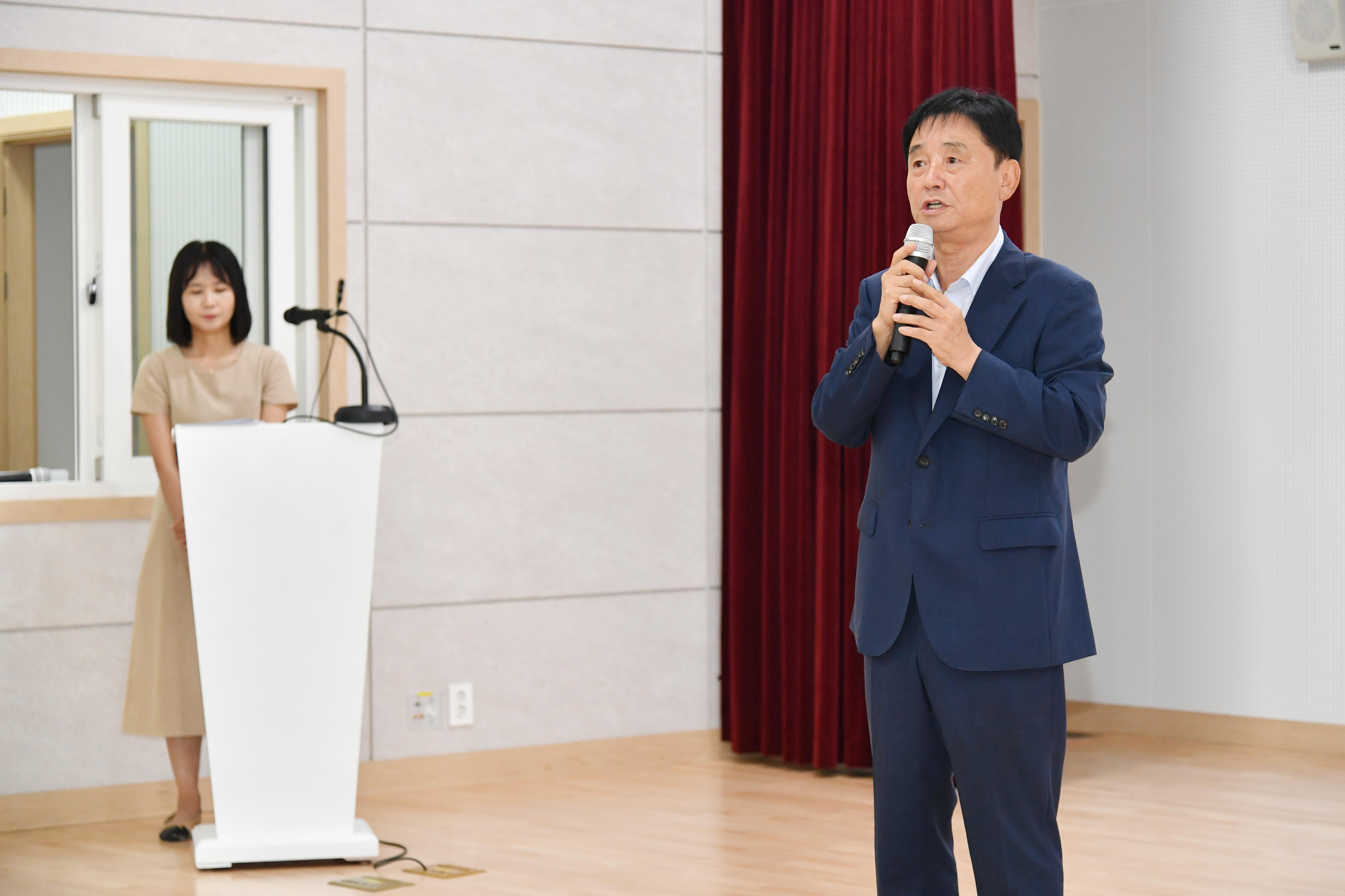 2025 청소년 해외배낭연수 결과보고회 의 사진