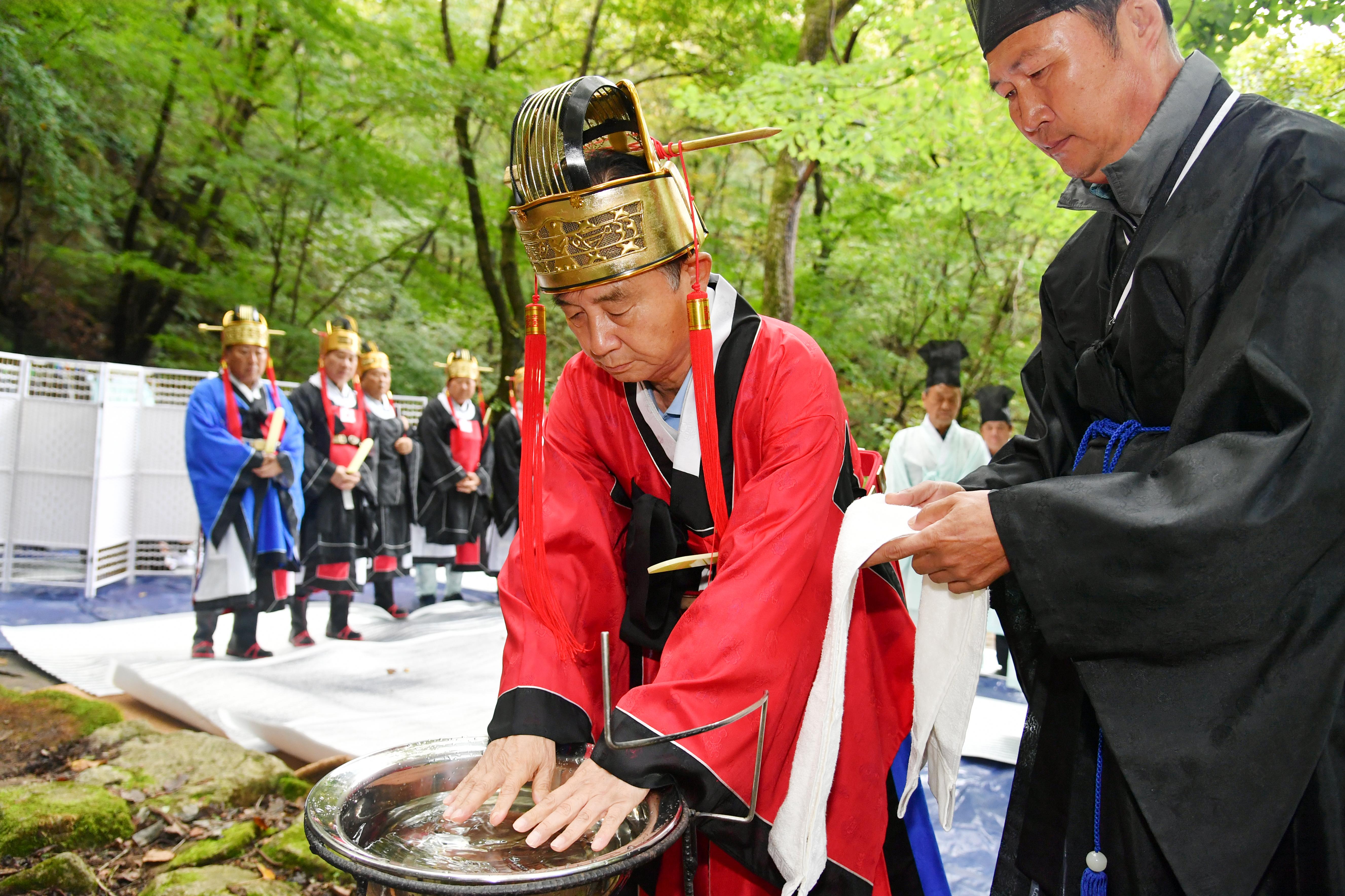 제41회 용화산신제 의 사진