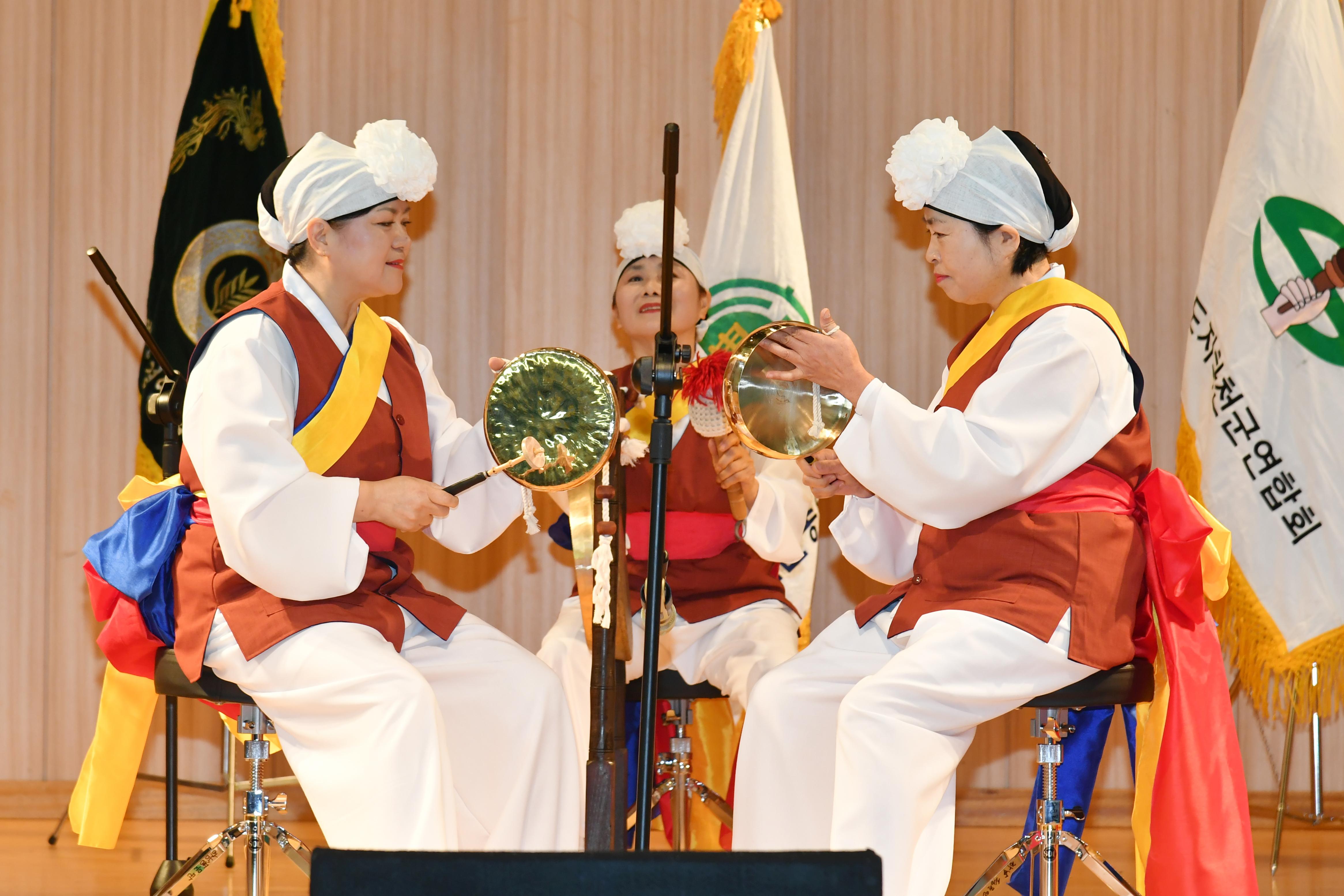 제30회 화천군 농업인의 날 의 사진