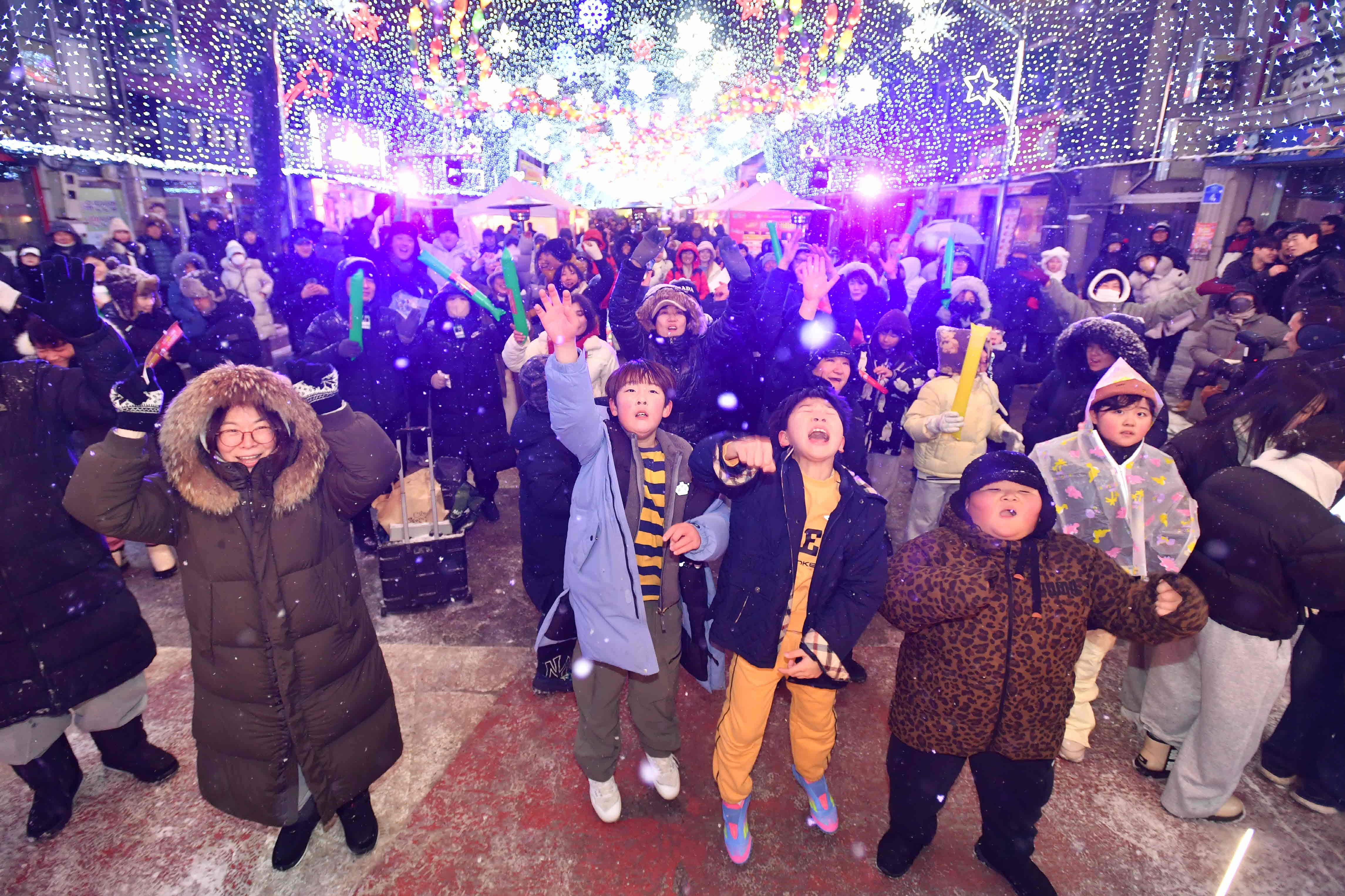 2026화천산천어축제_선등거리페스티벌 의 사진