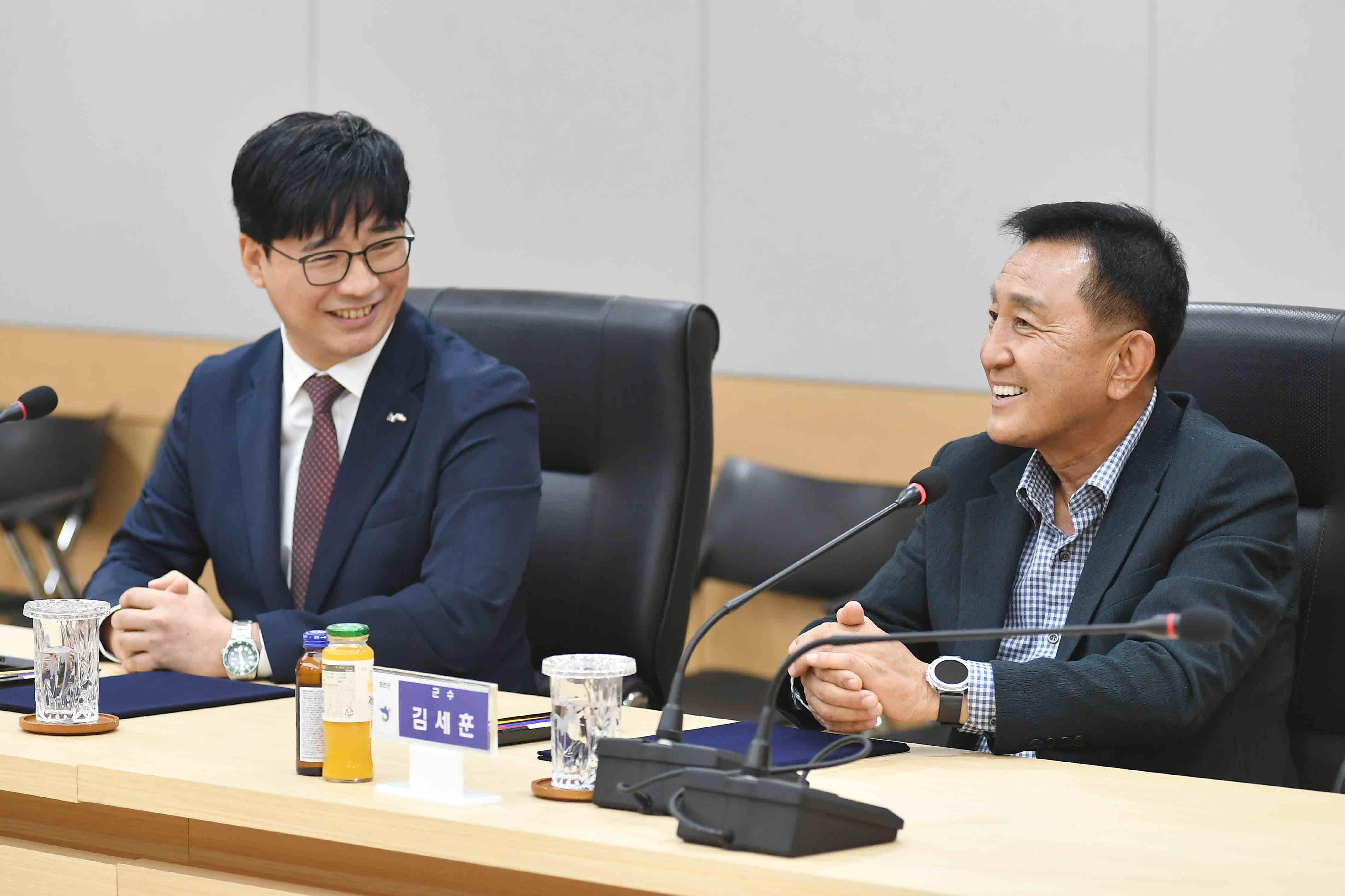 청년농촌보금자리 조성사업 위·수탁 협약식 의 사진
