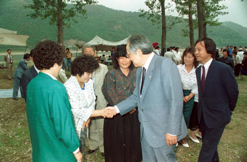 국회의장 김재순 방문 사진