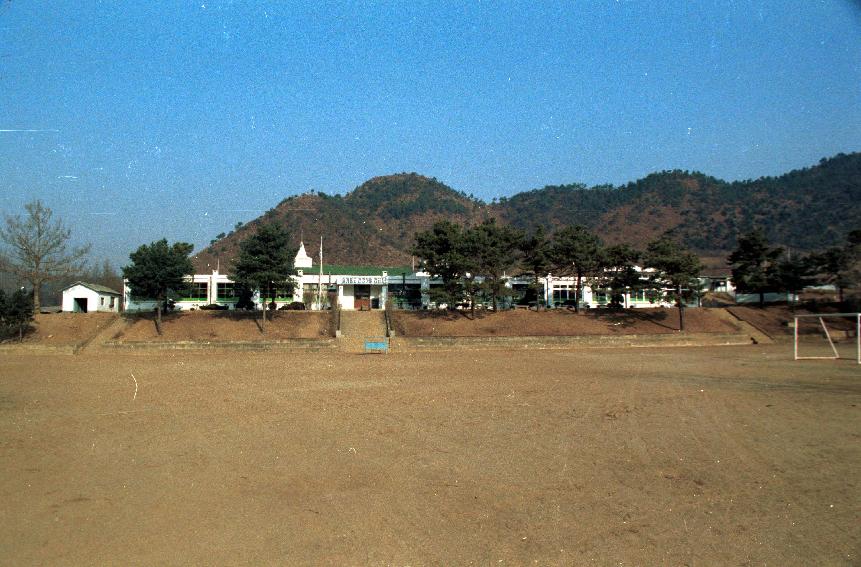 관내학교청사 의 사진