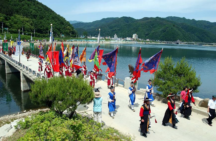 제11회 비목문화제 거리포퍼먼스,선포식 의 사진