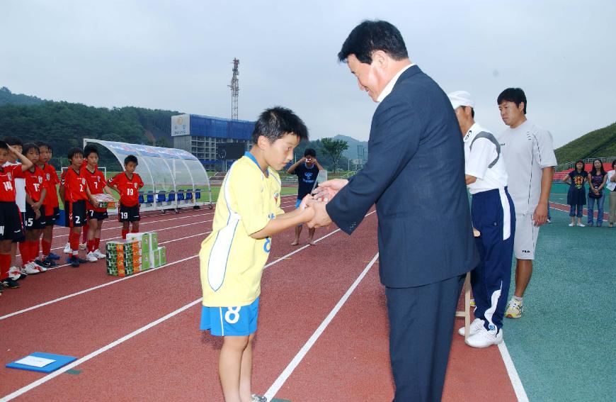 제1회 화천평화페스티벌 초등학교 축구대회 개회식 의 사진