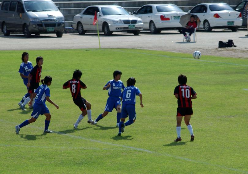 2006추계 한국여자축구연맹전 및 조인식 의 사진