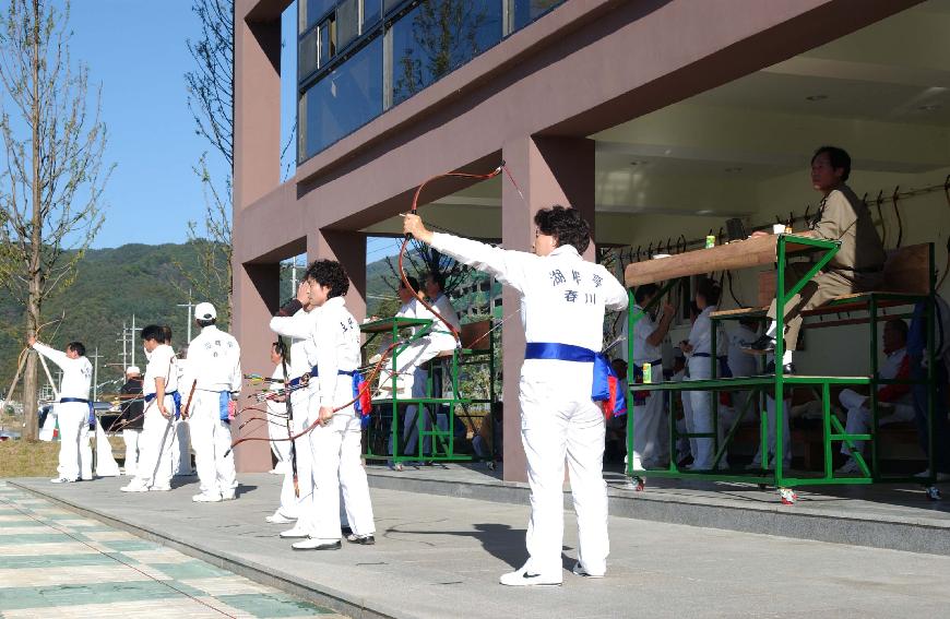 용화축전 북강원궁도대회 의 사진