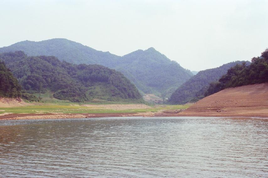 파로호 전경 의 사진