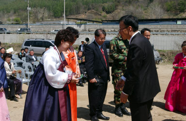 사랑의 꽃피는집 준공식 의 사진